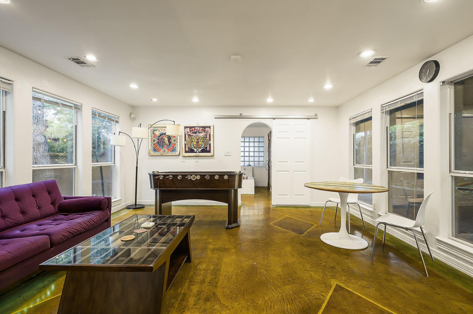 1007 E 8th St, Austin, TX 78702