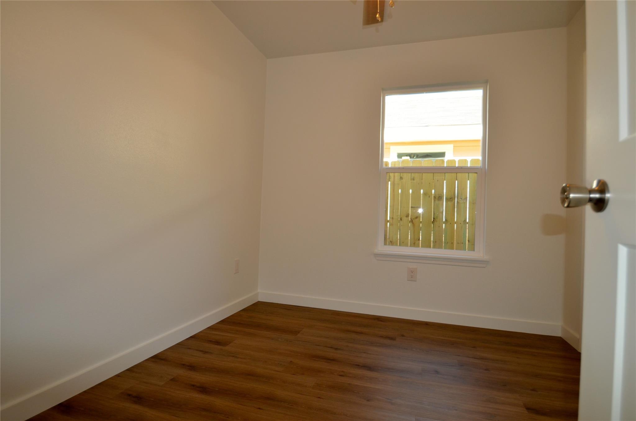 1515 Navajo Trl, Kingsland, TX 78639