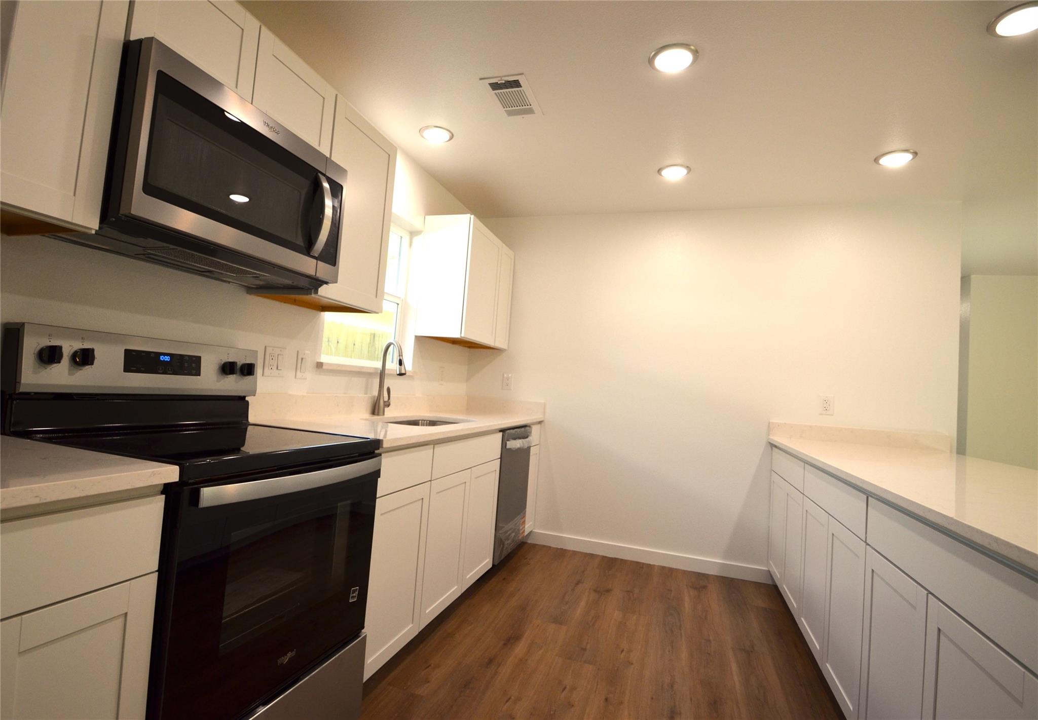 1515 Navajo Trl, Kingsland, TX 78639