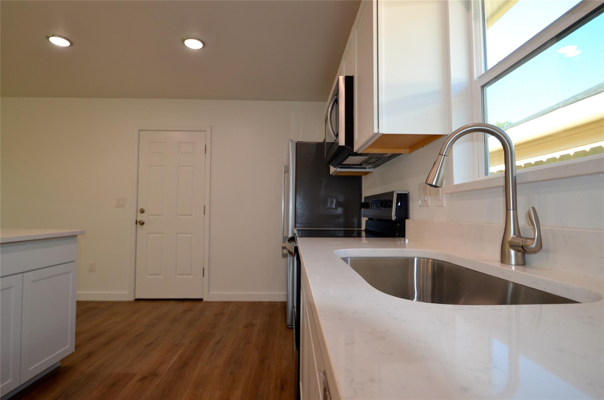 1515 Navajo Trl, Kingsland, TX 78639