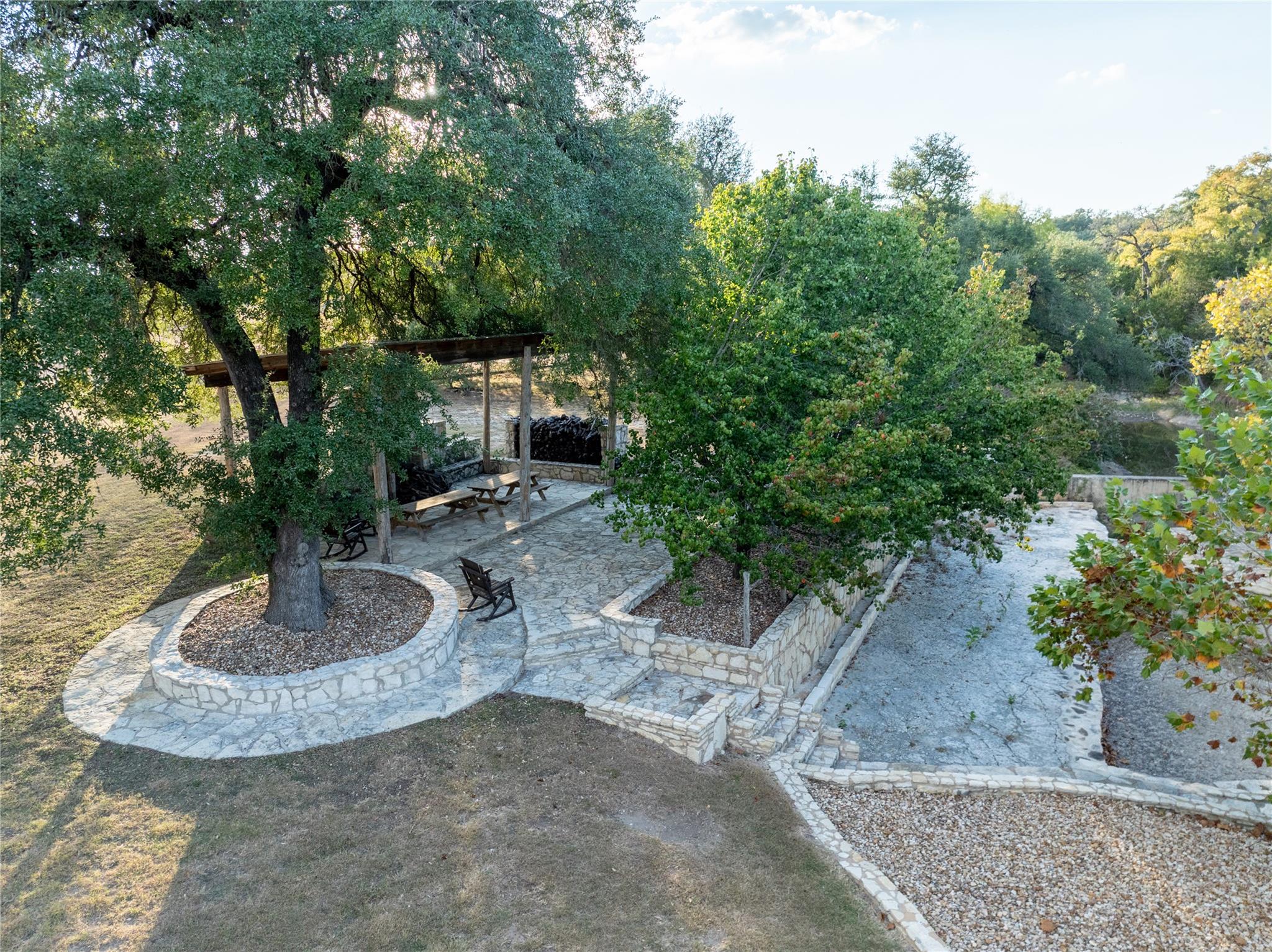 169 Island Oaks Ln, Driftwood, TX 78619