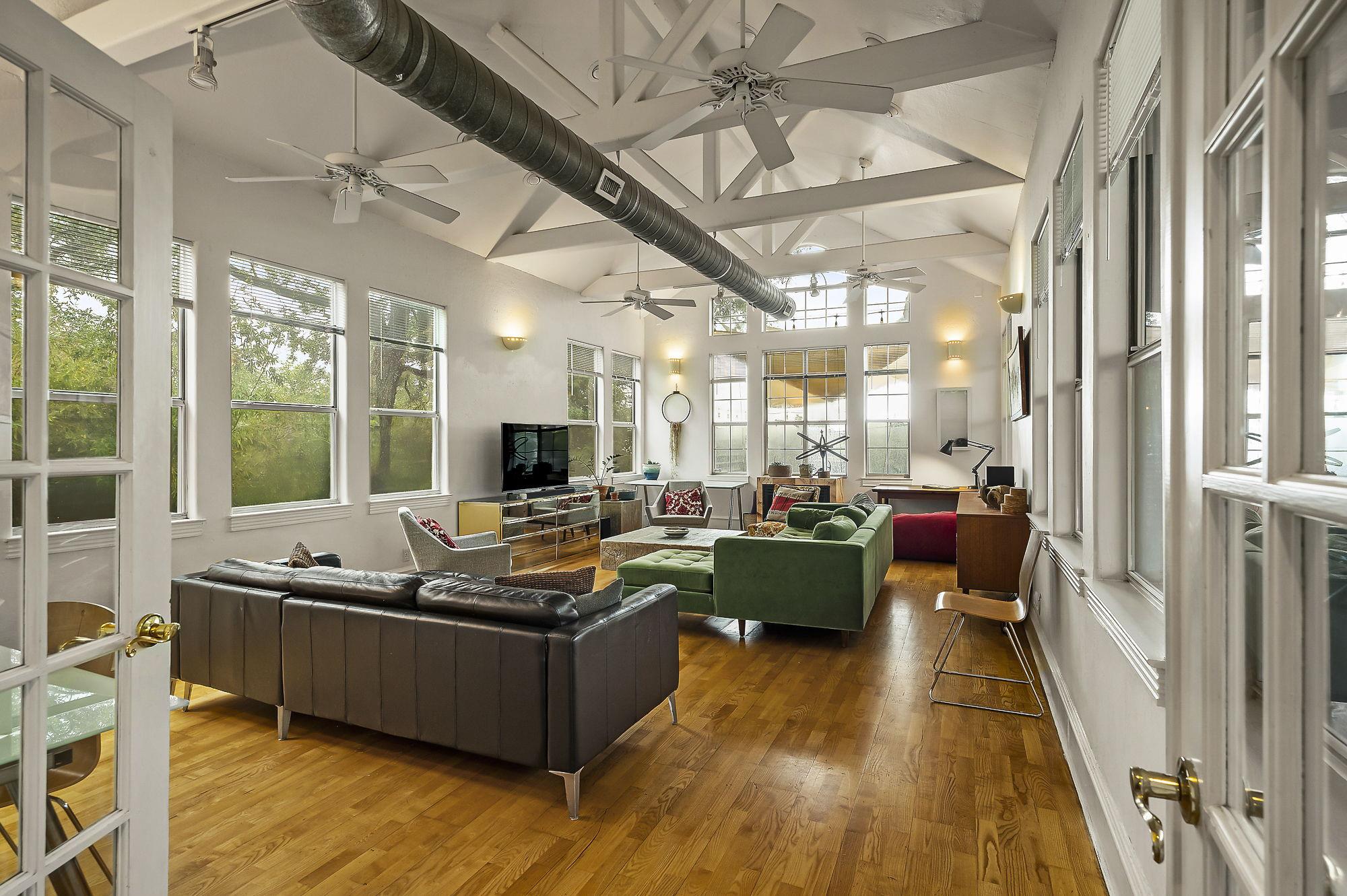 1007 E Eighth St, Austin, TX 78702