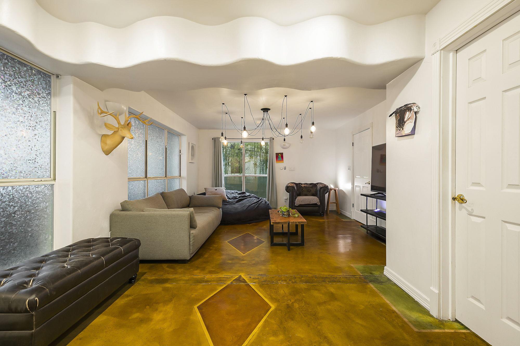 1007 E Eighth St, Austin, TX 78702