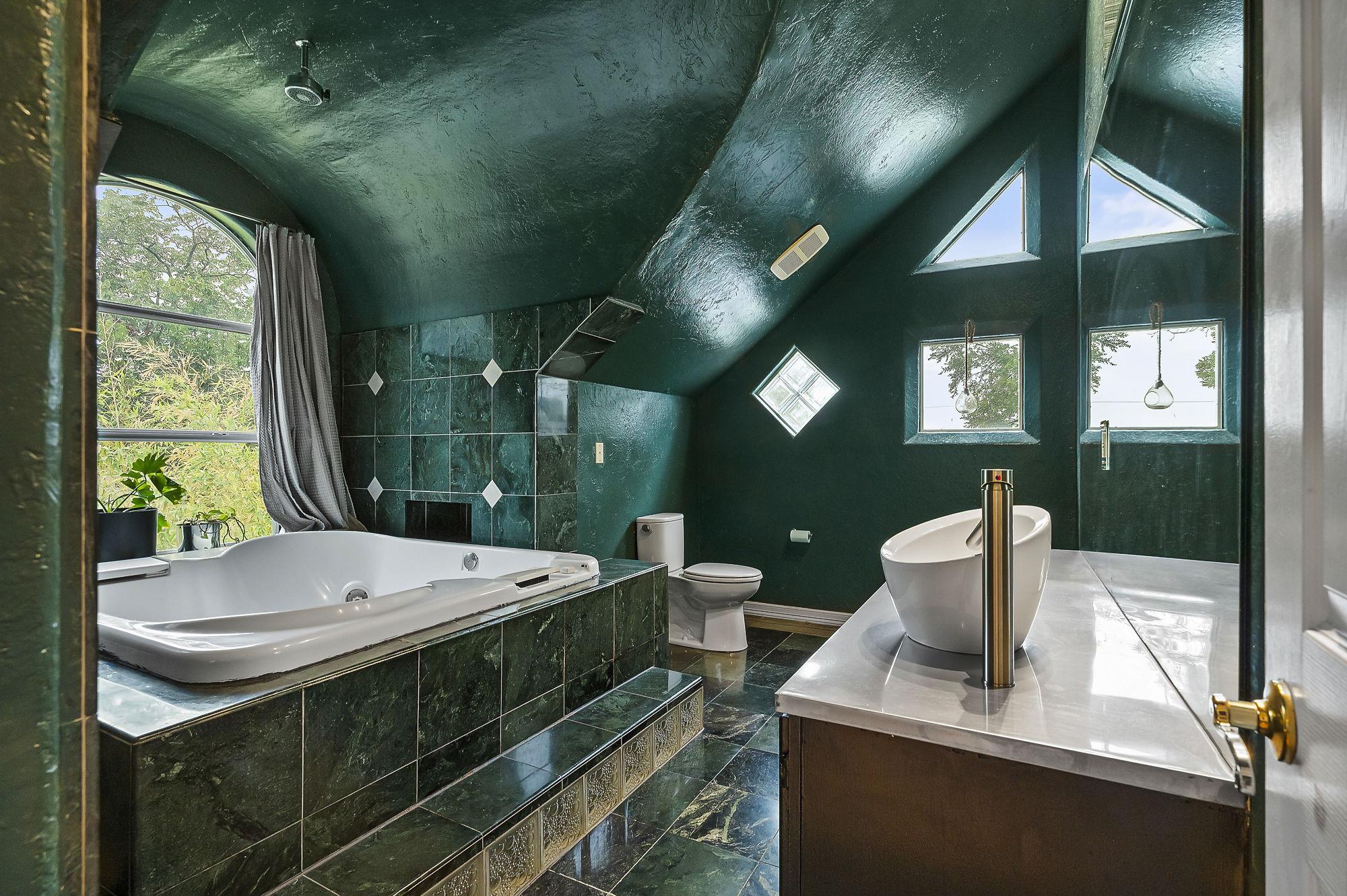 1007 E Eighth St, Austin, TX 78702