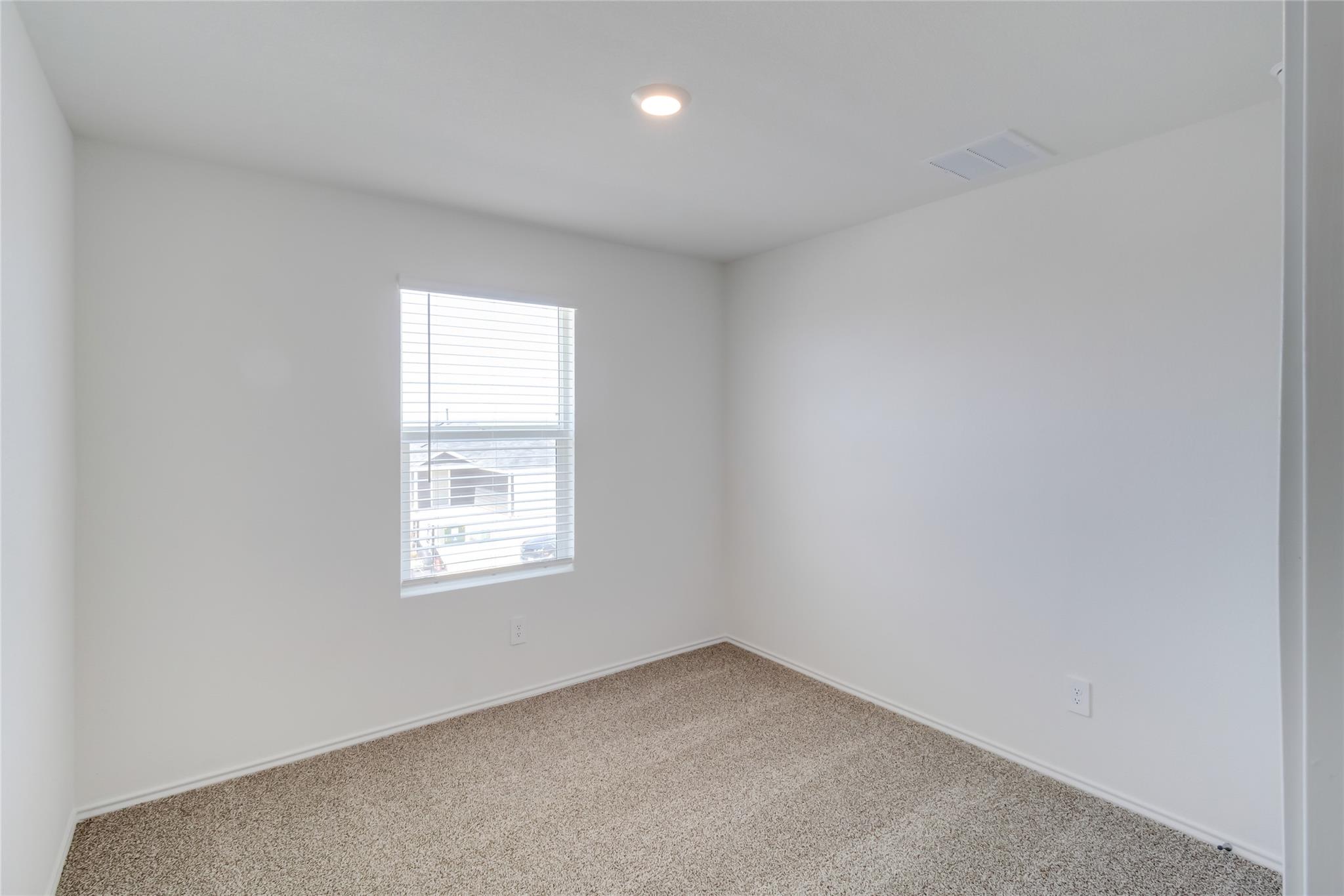 134 Alkali Dr, Buda, TX 78610