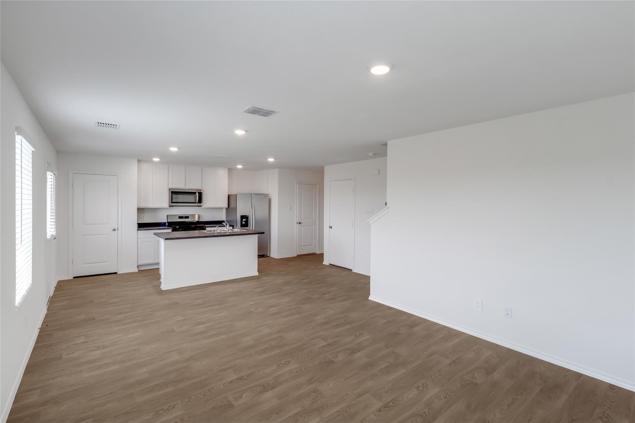 134 Alkali Dr, Buda, TX 78610