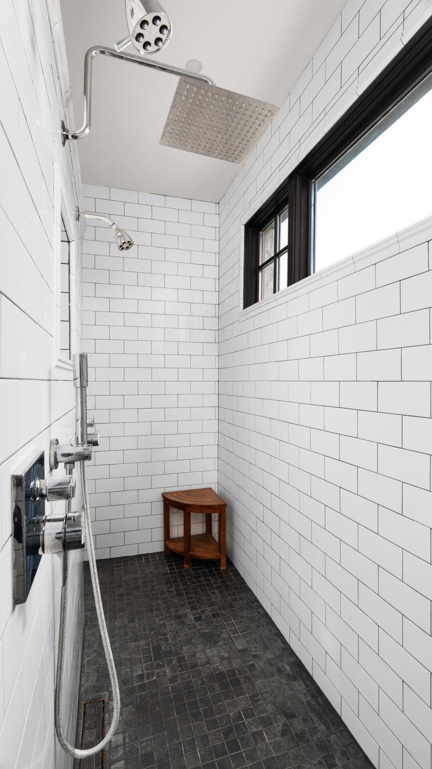 148 Trailmaster Cir, Driftwood, TX 78619