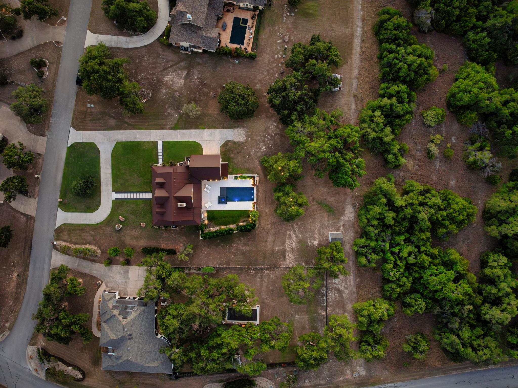 148 Trailmaster Cir, Driftwood, TX 78619