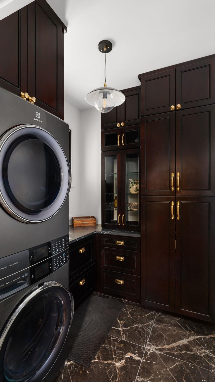 148 Trailmaster Cir, Driftwood, TX 78619