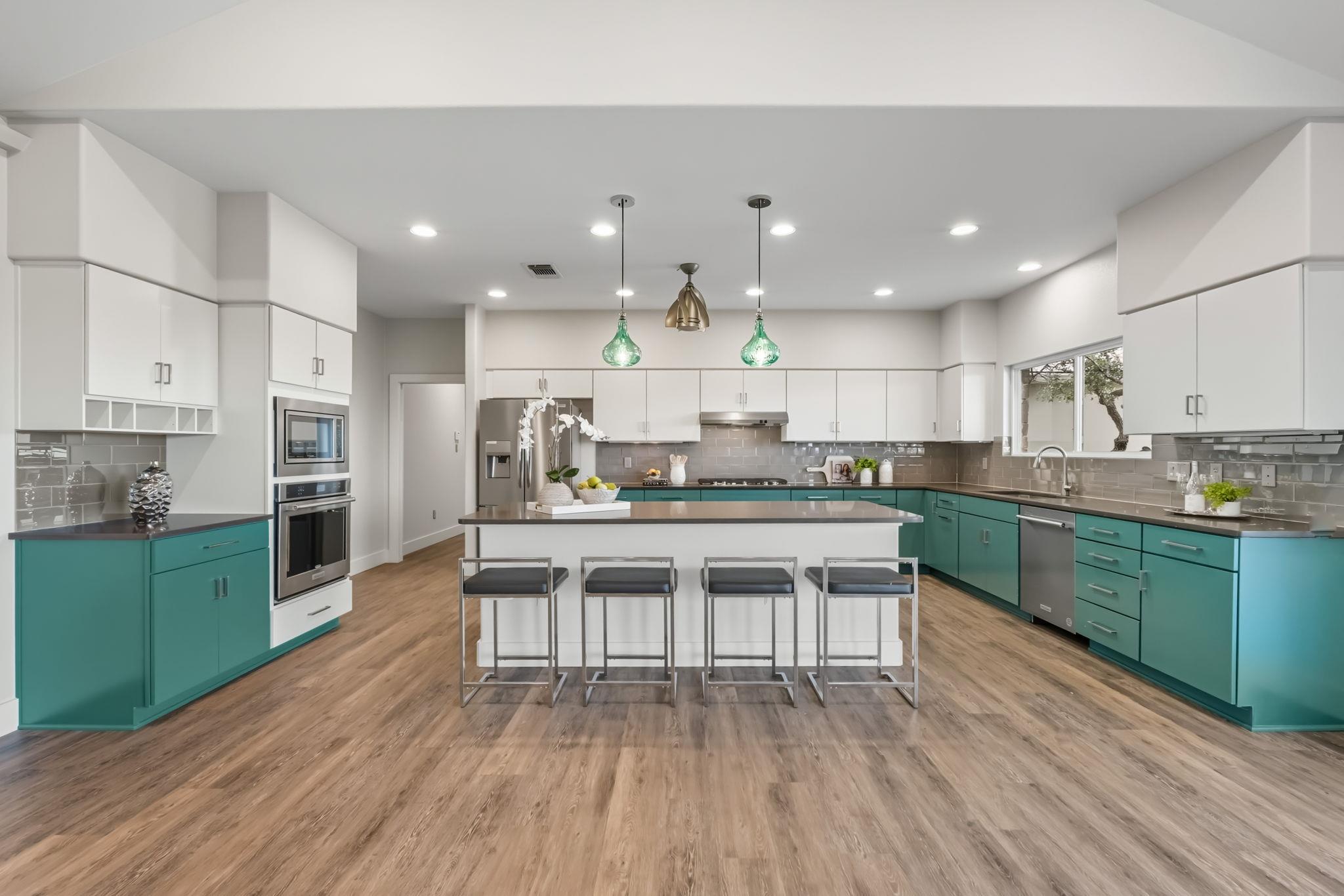 128 Skylight Trl, Boerne, TX 78006