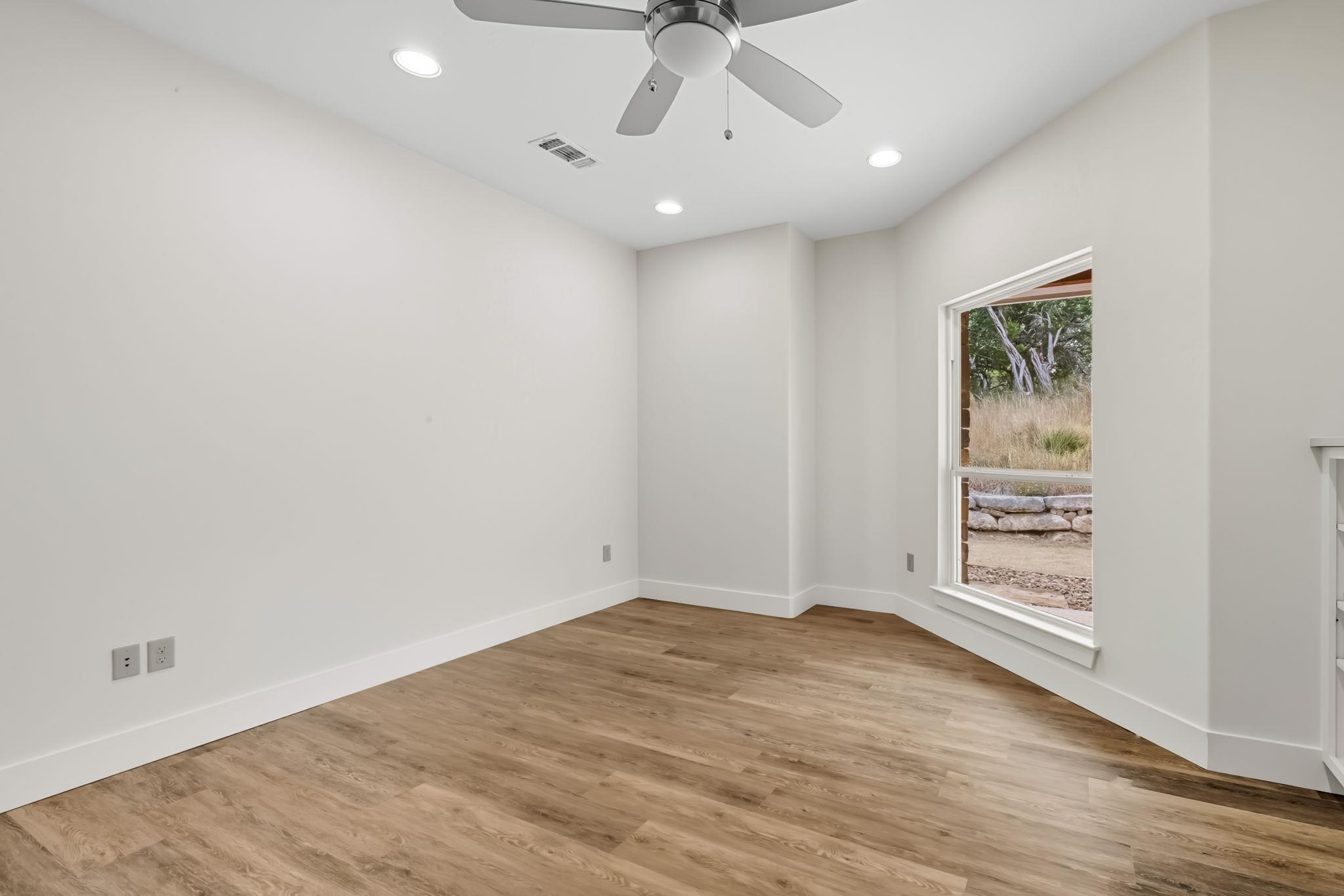 128 Skylight Trl, Boerne, TX 78006