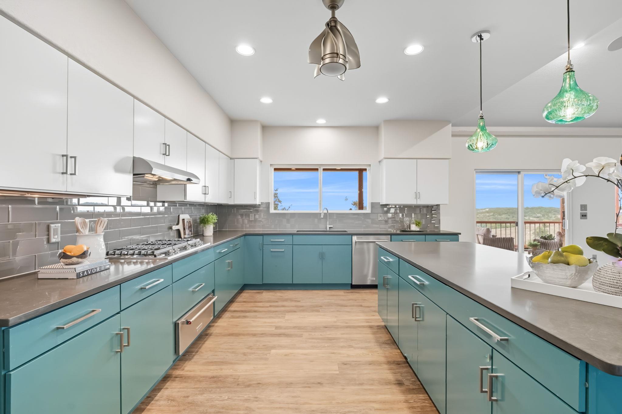 128 Skylight Trl, Boerne, TX 78006