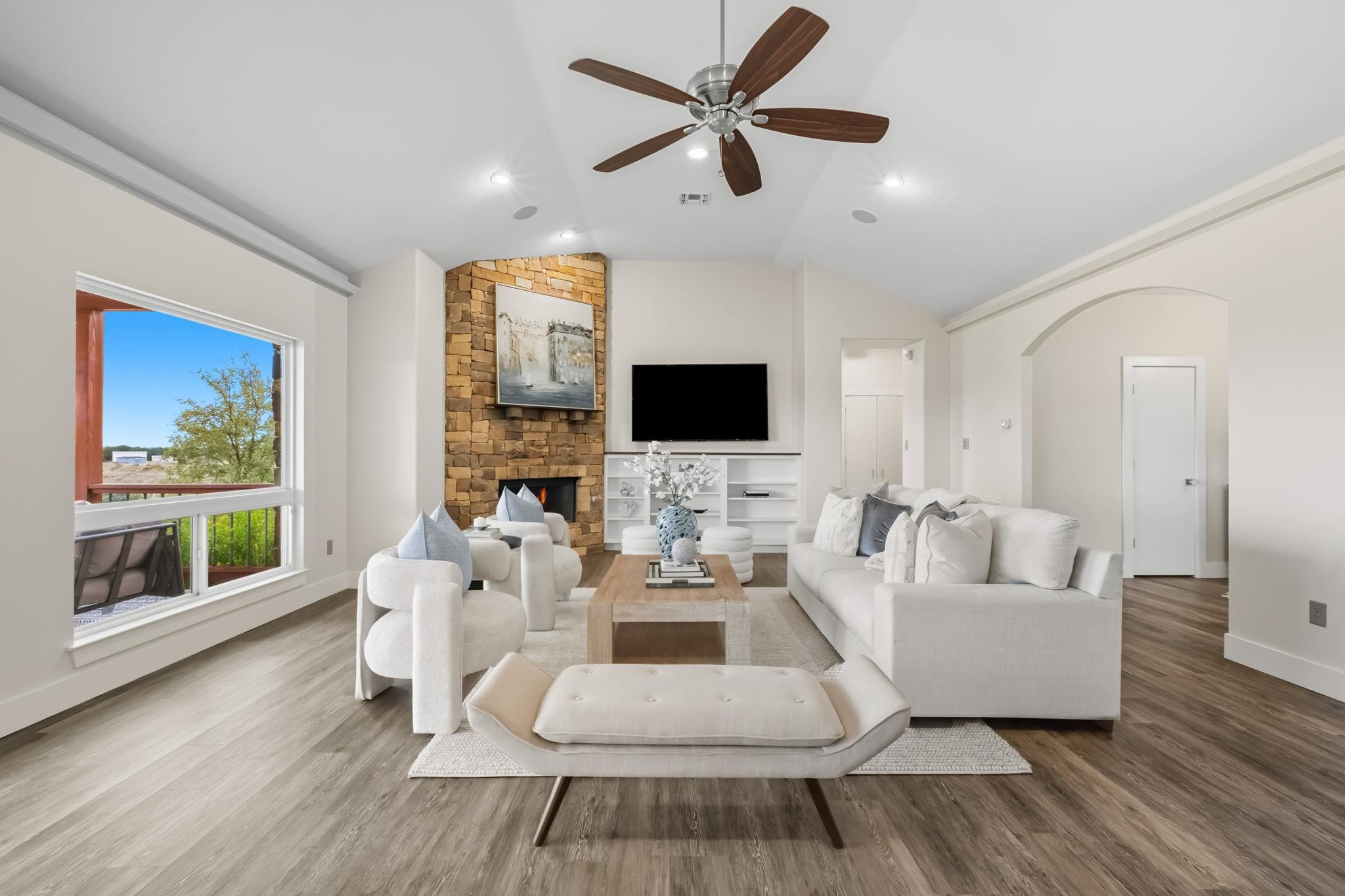 128 Skylight Trl, Boerne, TX 78006