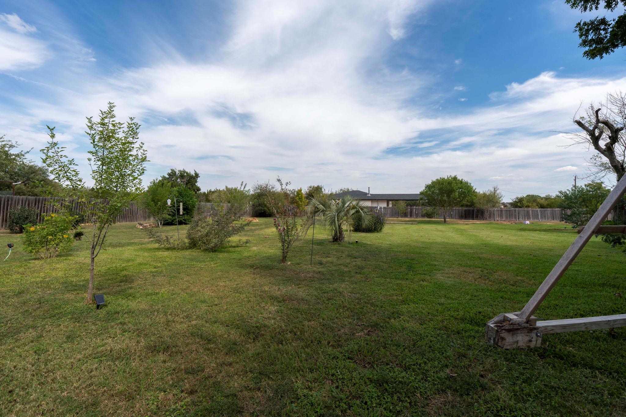 130 Hy Rd, Buda, TX 78610