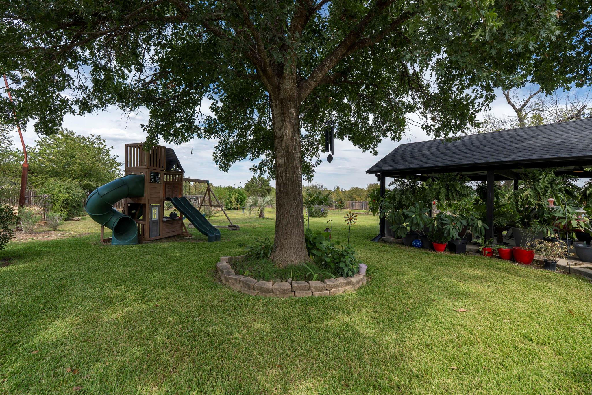 130 Hy Rd, Buda, TX 78610