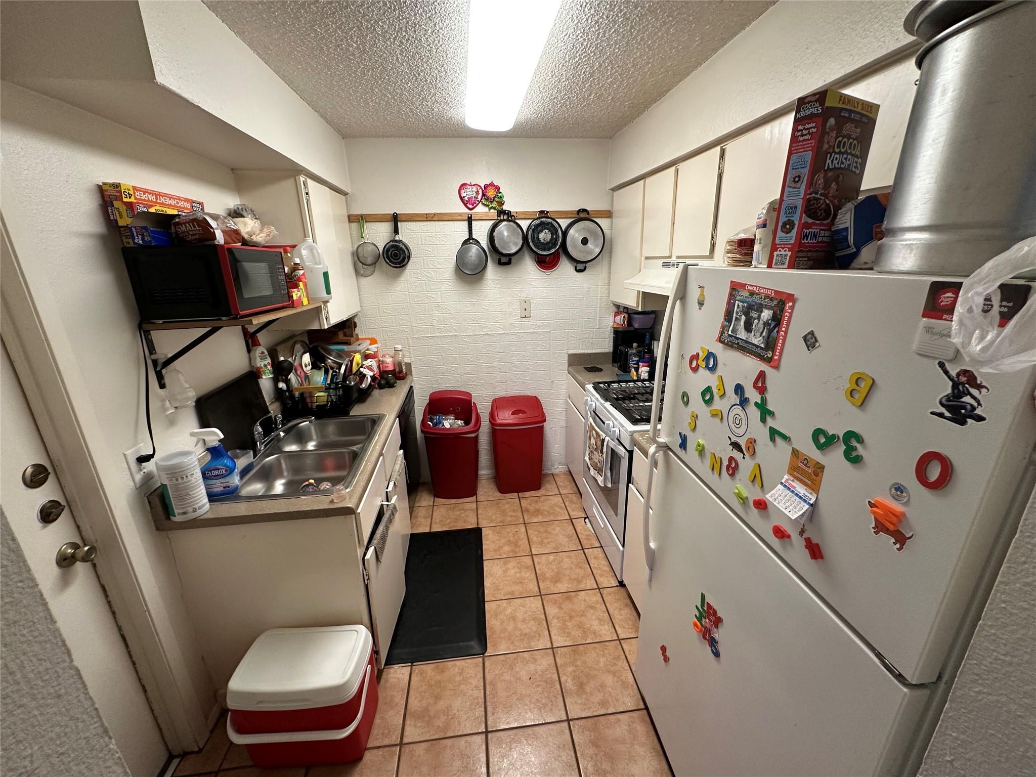 12211 Dundee Dr, Austin, TX 78759