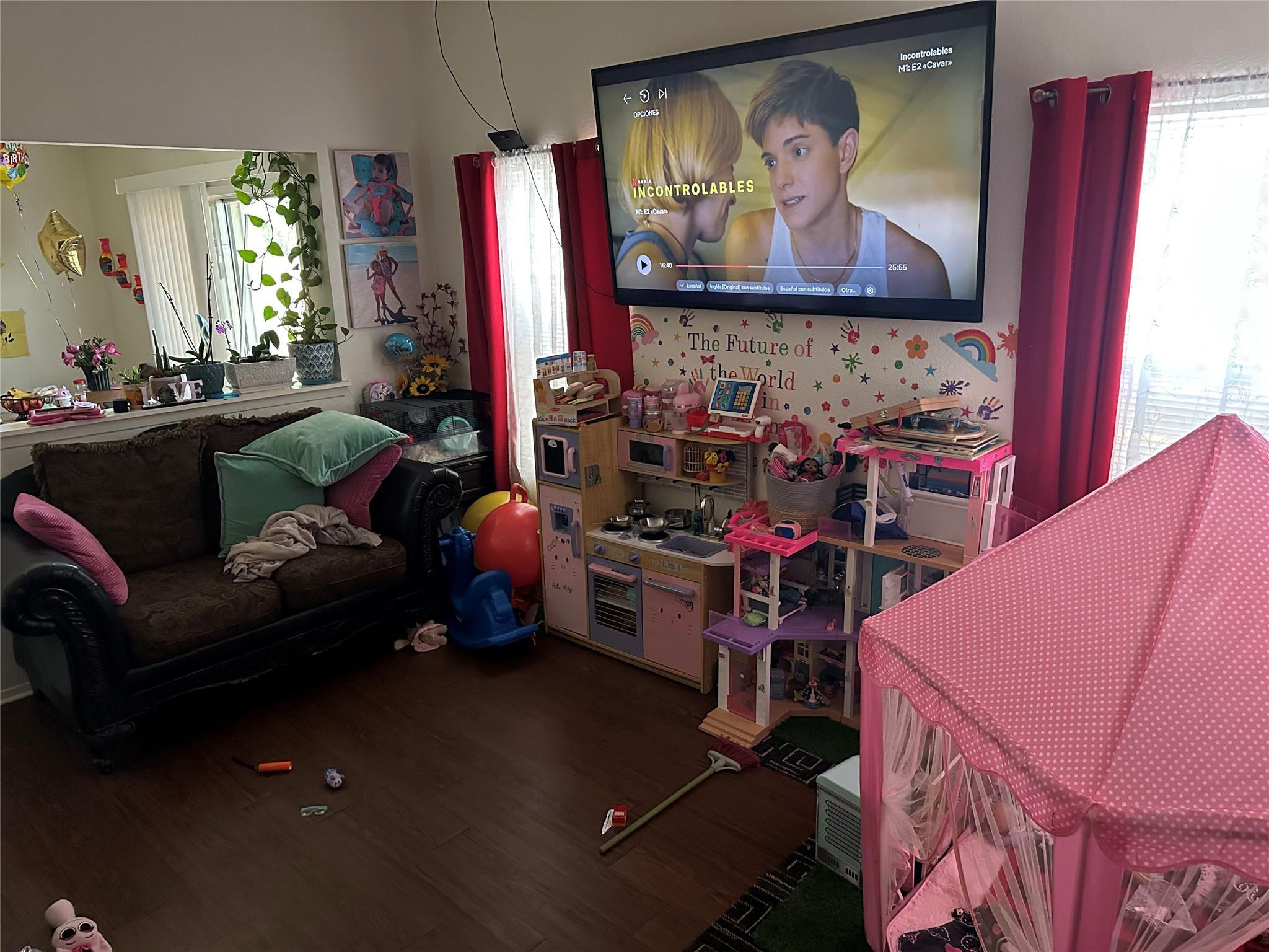 12211 Dundee Dr, Austin, TX 78759