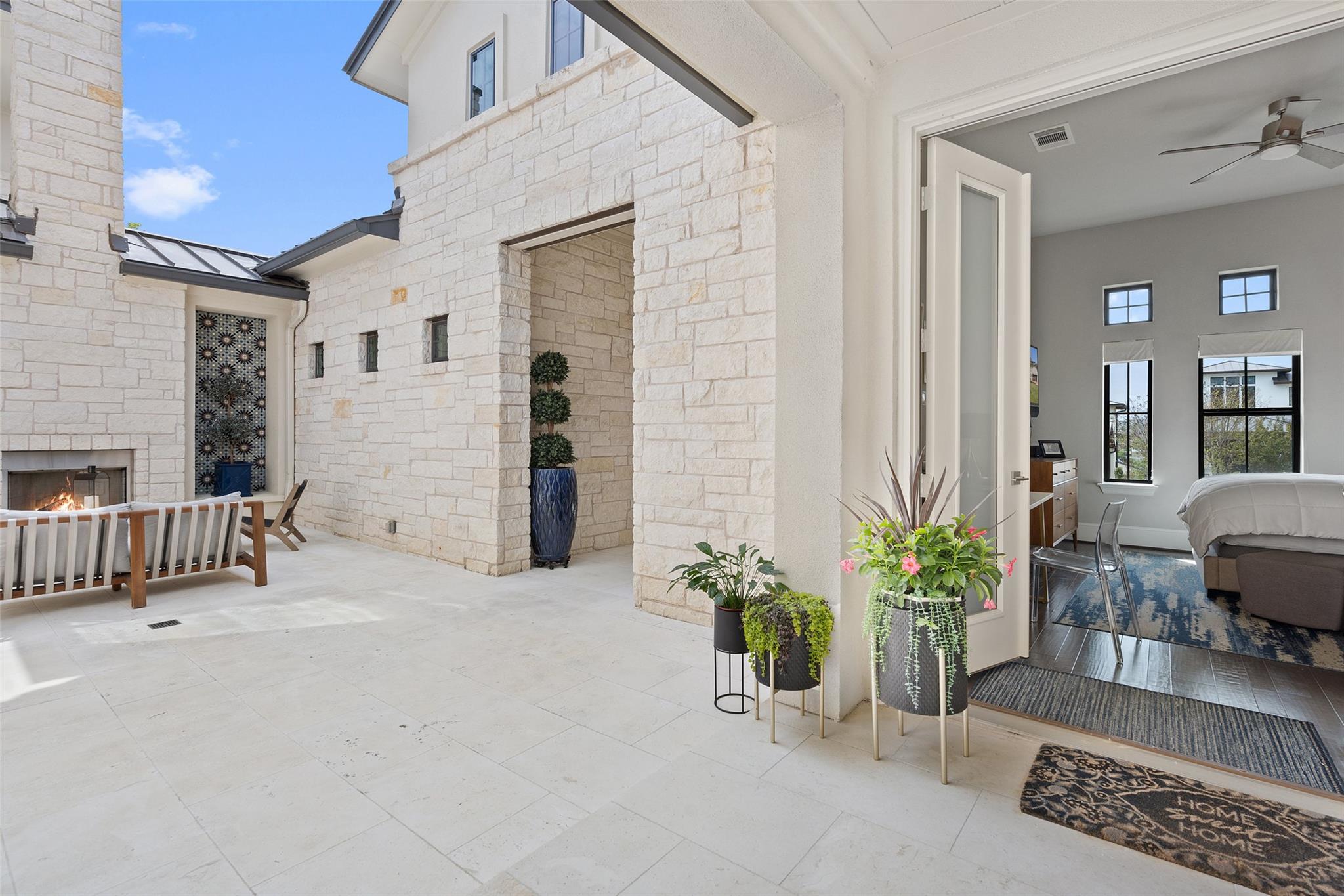 105 Bisset Ct, Lakeway, TX 78738