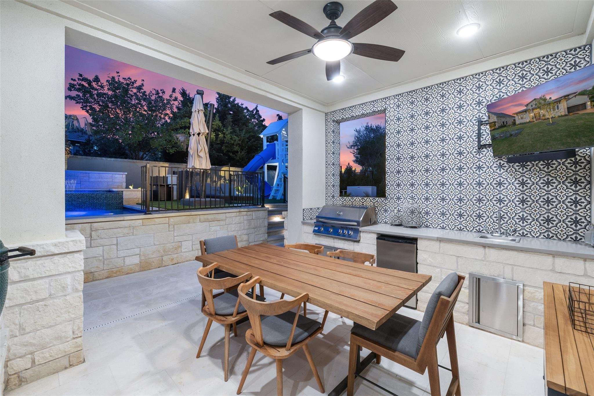 105 Bisset Ct, Lakeway, TX 78738