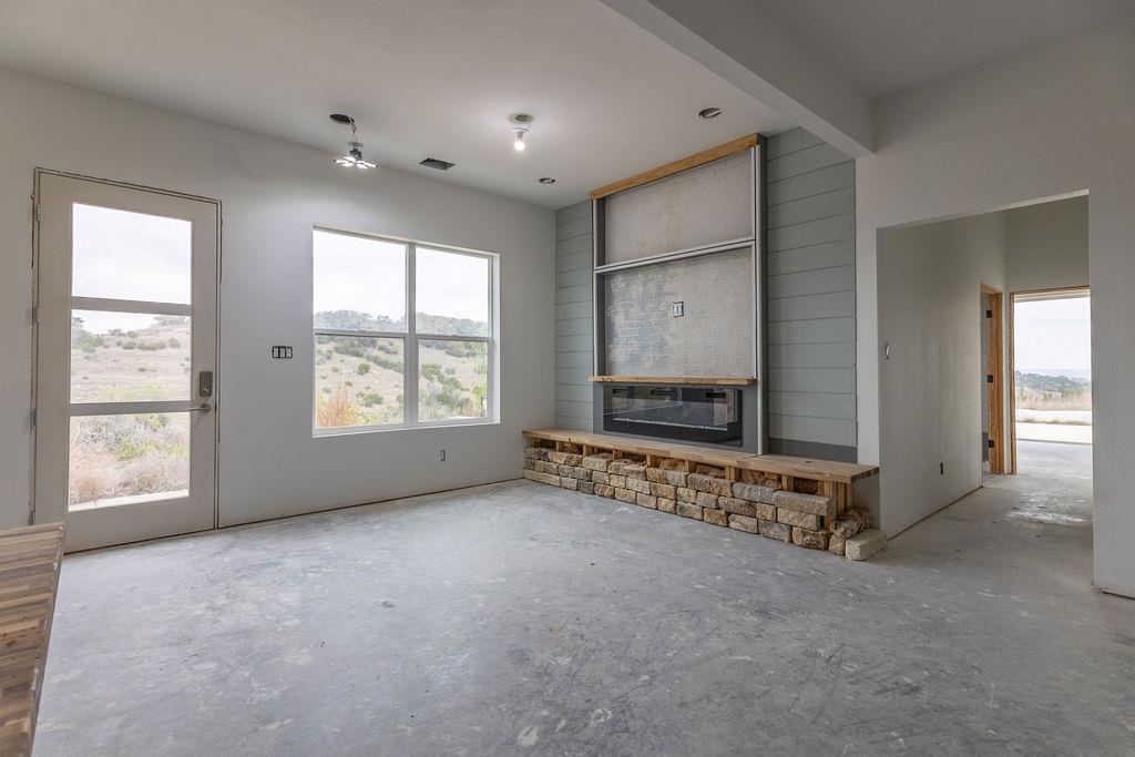 1759 Majestic Hills Dr, Blanco, TX 78606