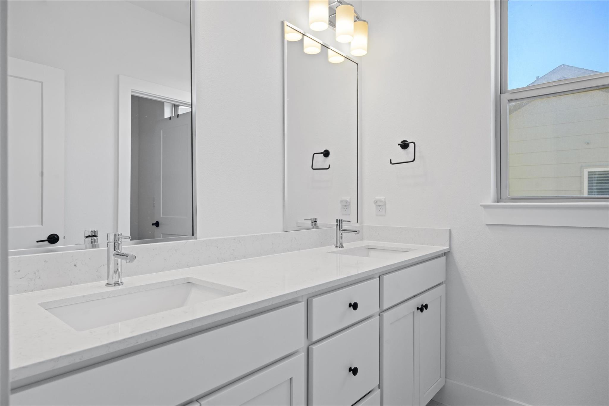 5315 La Crosse Ave # 18, Austin, TX 78739