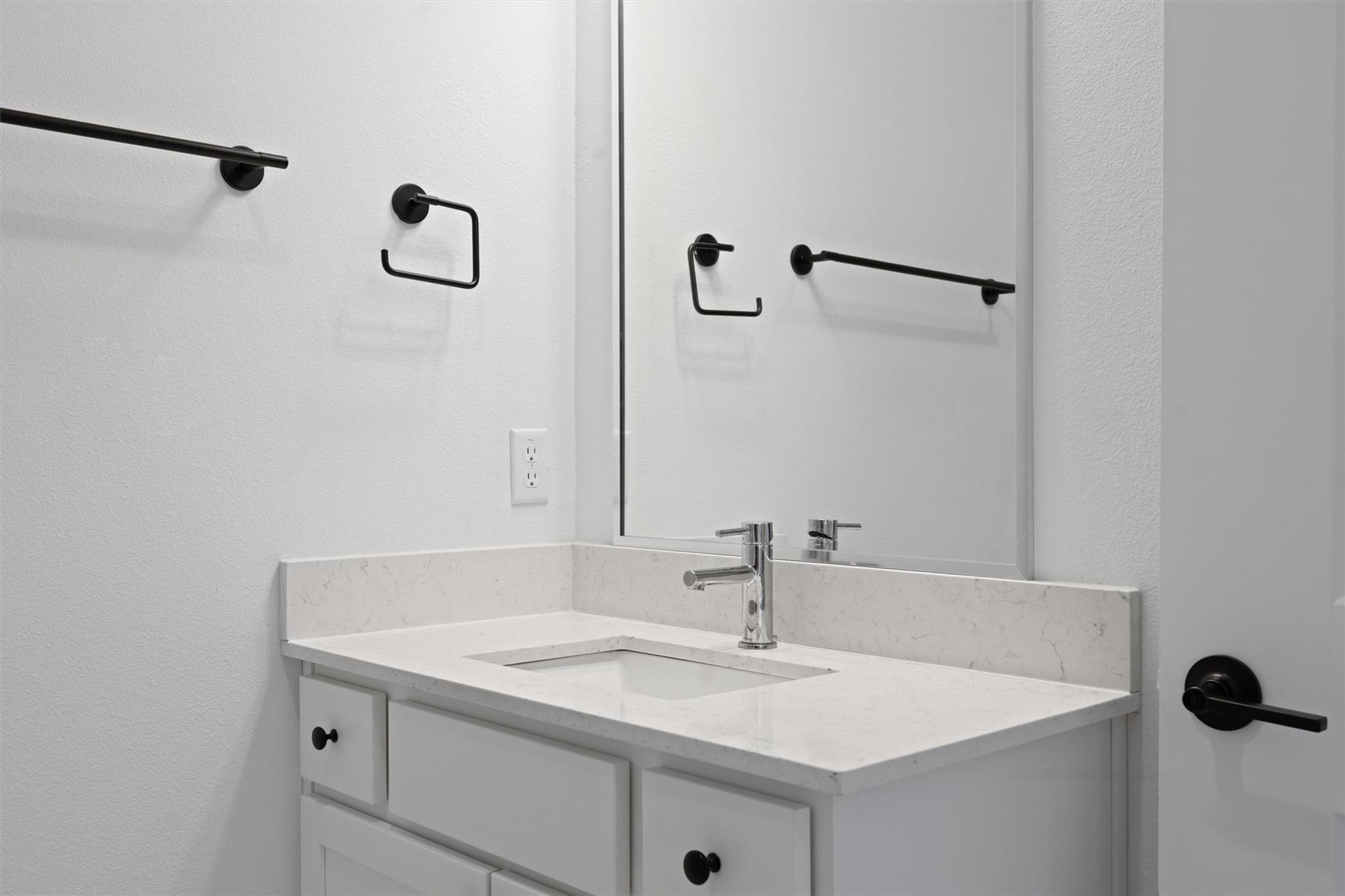 5315 La Crosse Ave # 18, Austin, TX 78739