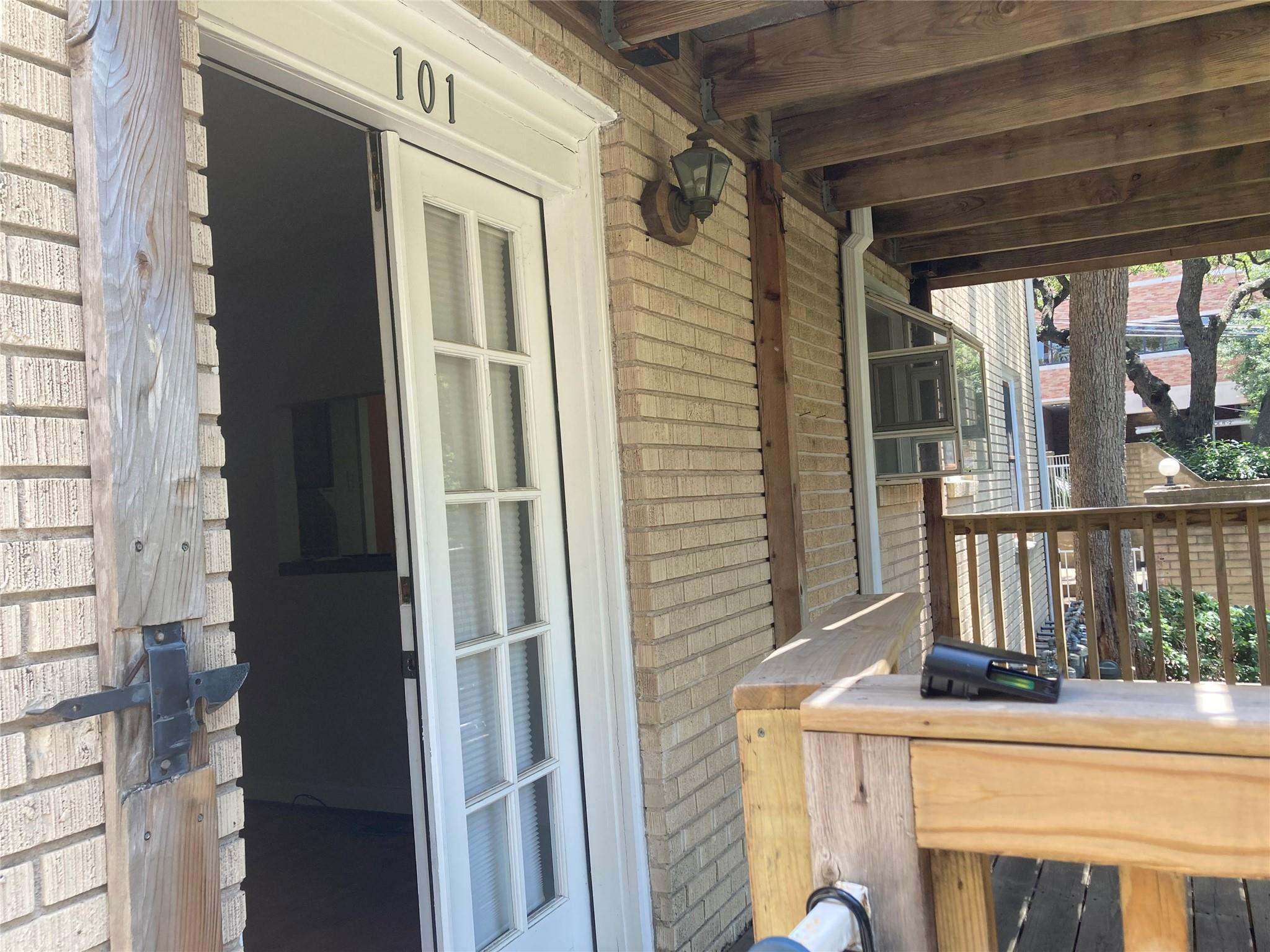 912 E 32nd St. St E # 101, Austin, TX 78705