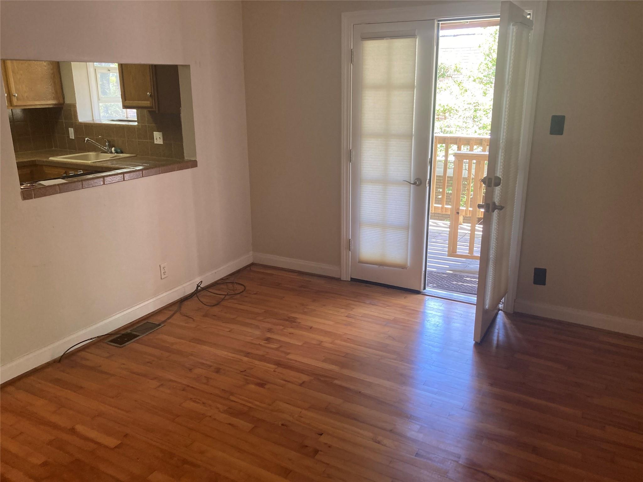 912 E 32nd St. St E # 101, Austin, TX 78705