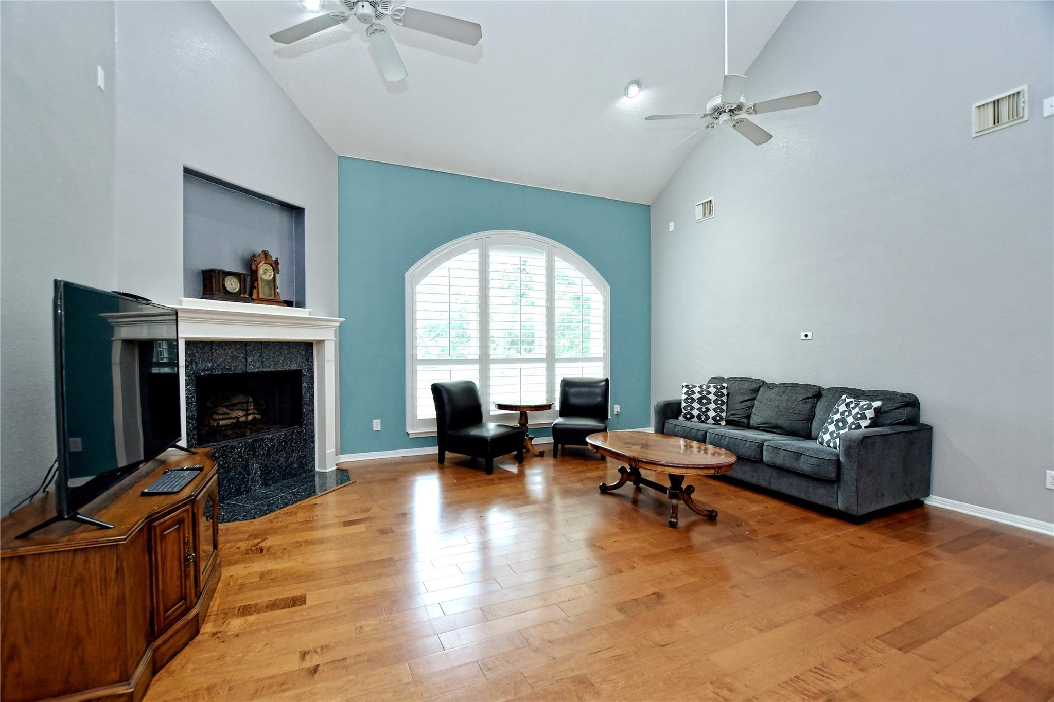 1320 Becca Teal Pl, Round Rock, TX 78681