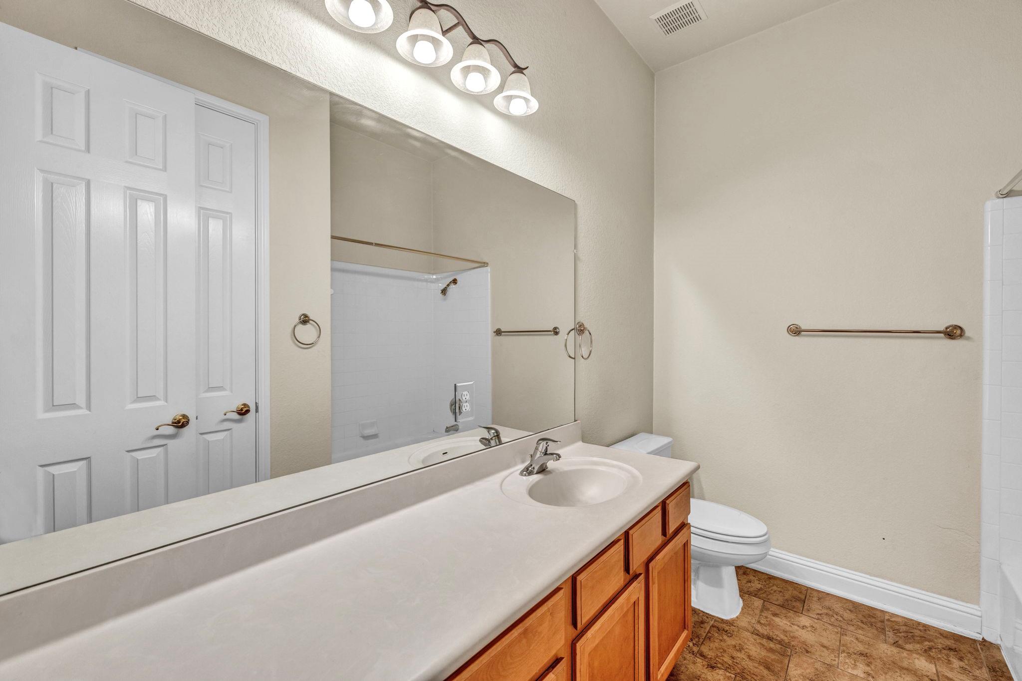 15220 Interlachen Dr, Austin, TX 78717