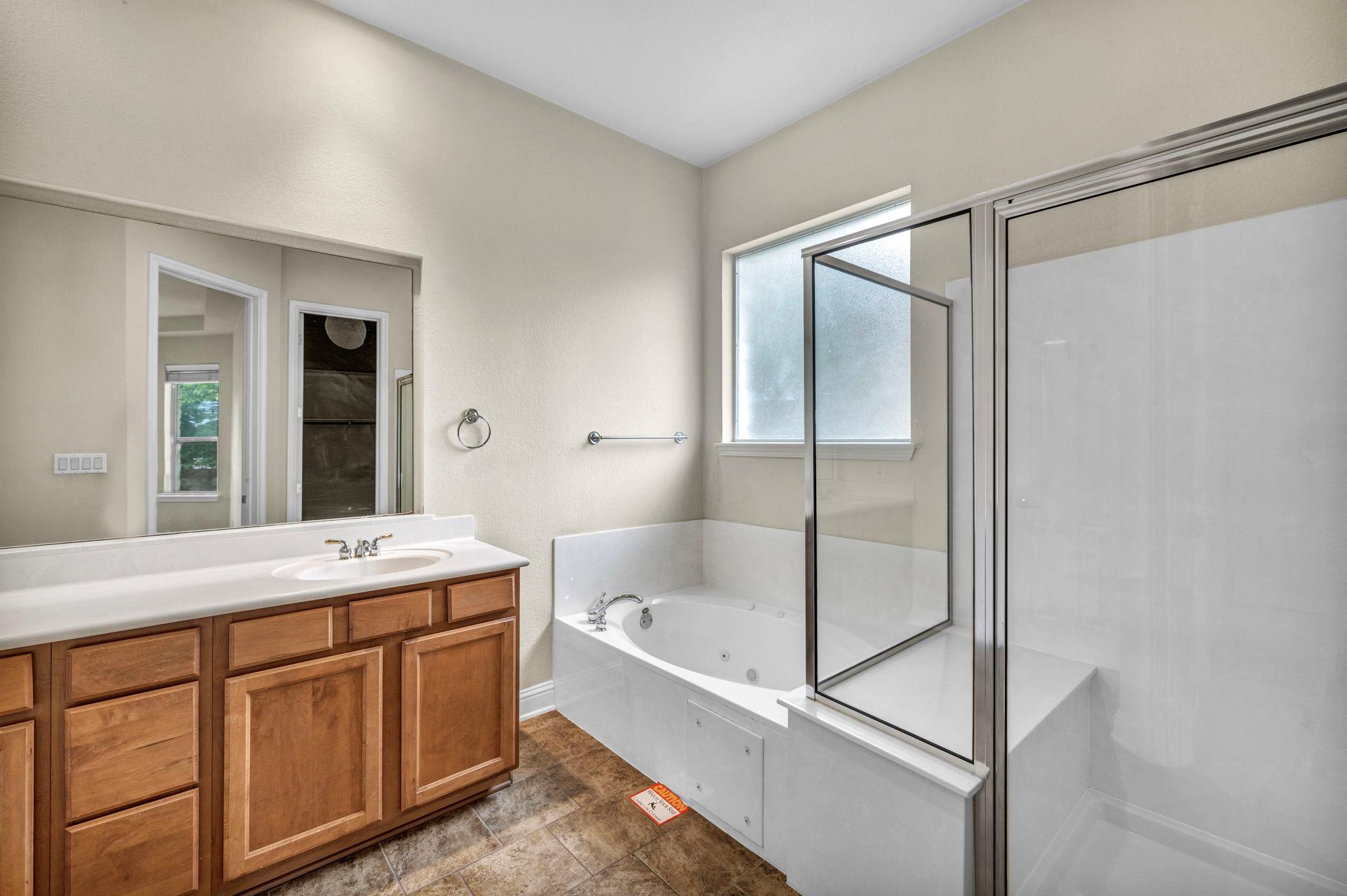 15220 Interlachen Dr, Austin, TX 78717