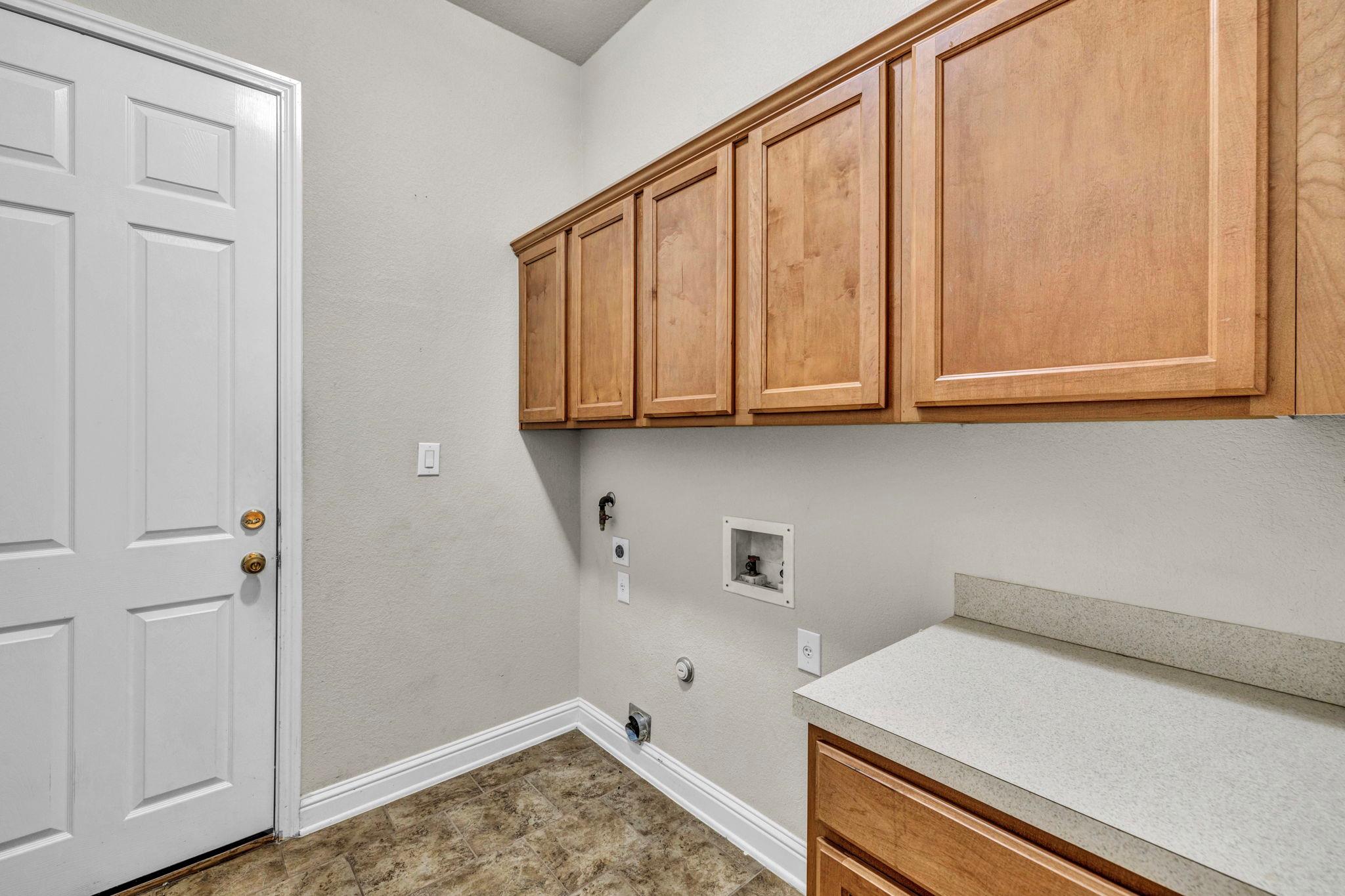 15220 Interlachen Dr, Austin, TX 78717