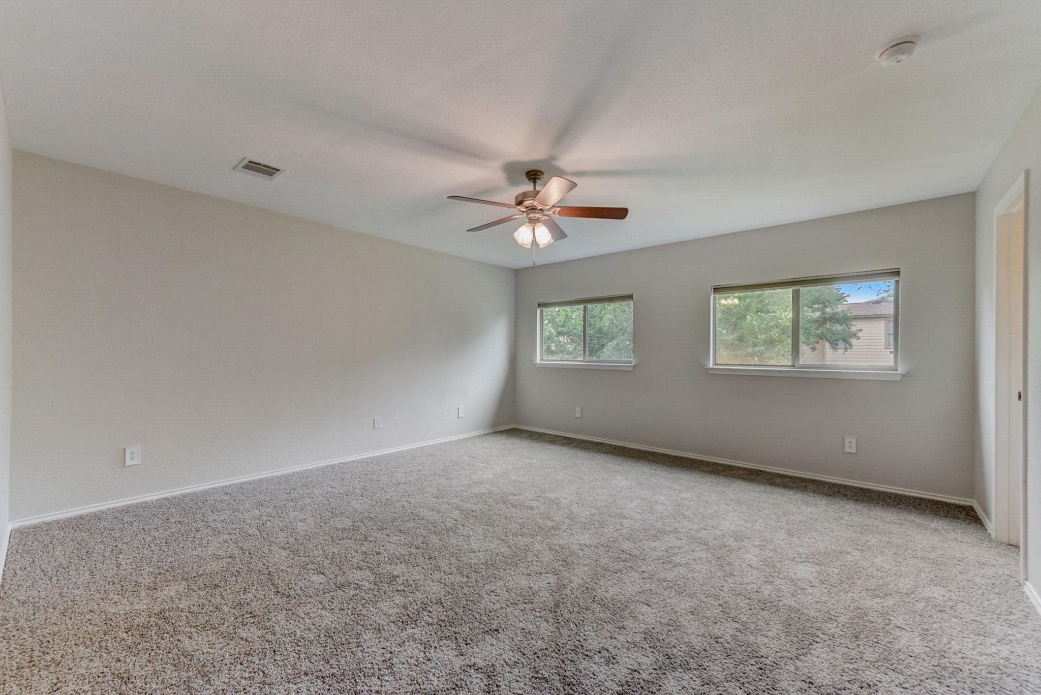 5111 N Hearsey Dr, Austin, TX 78744