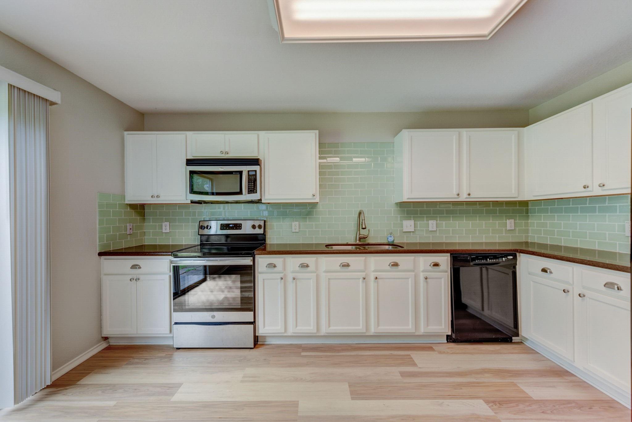 5111 N Hearsey Dr, Austin, TX 78744