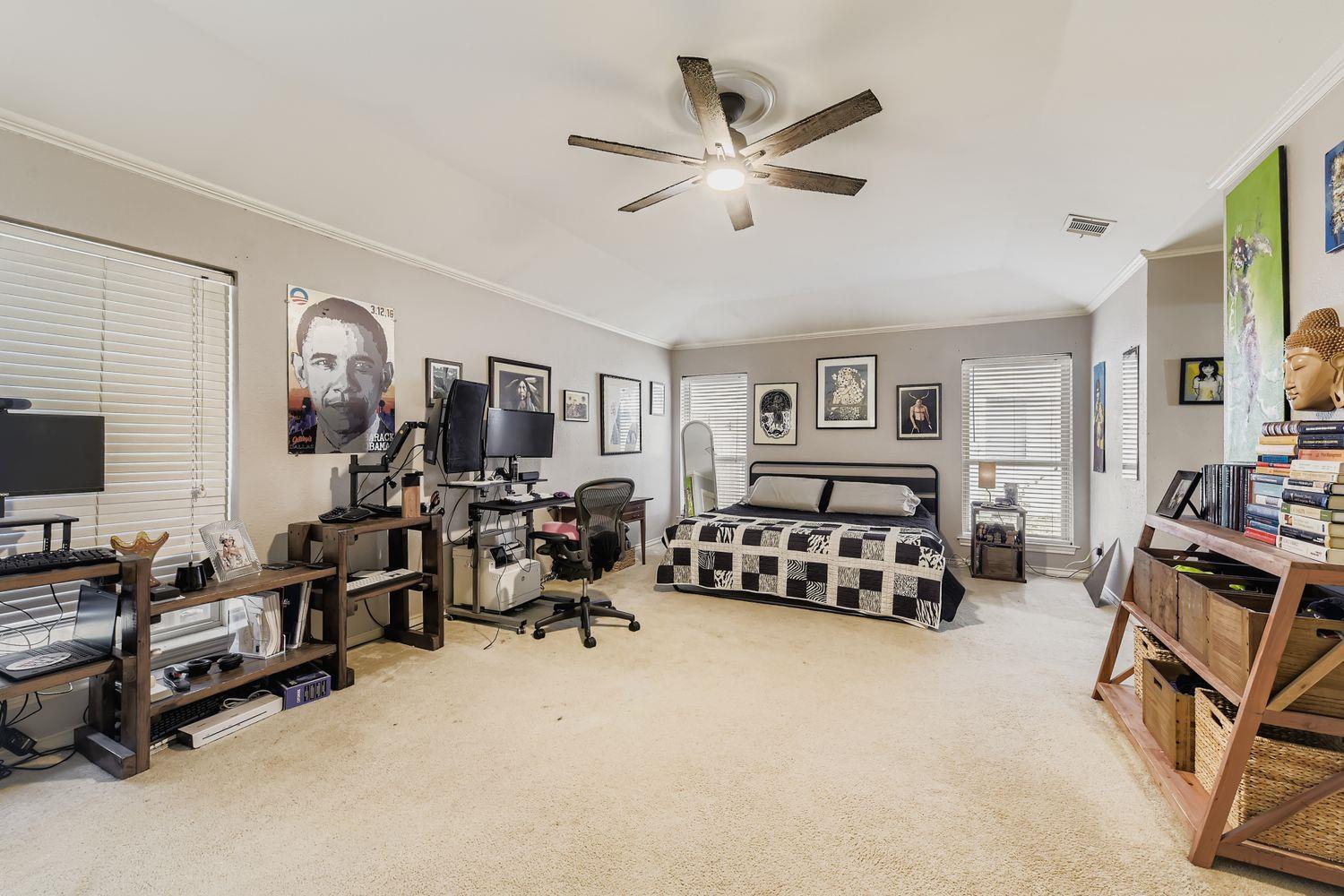 10705 Pinehurst Dr, Austin, TX 78747