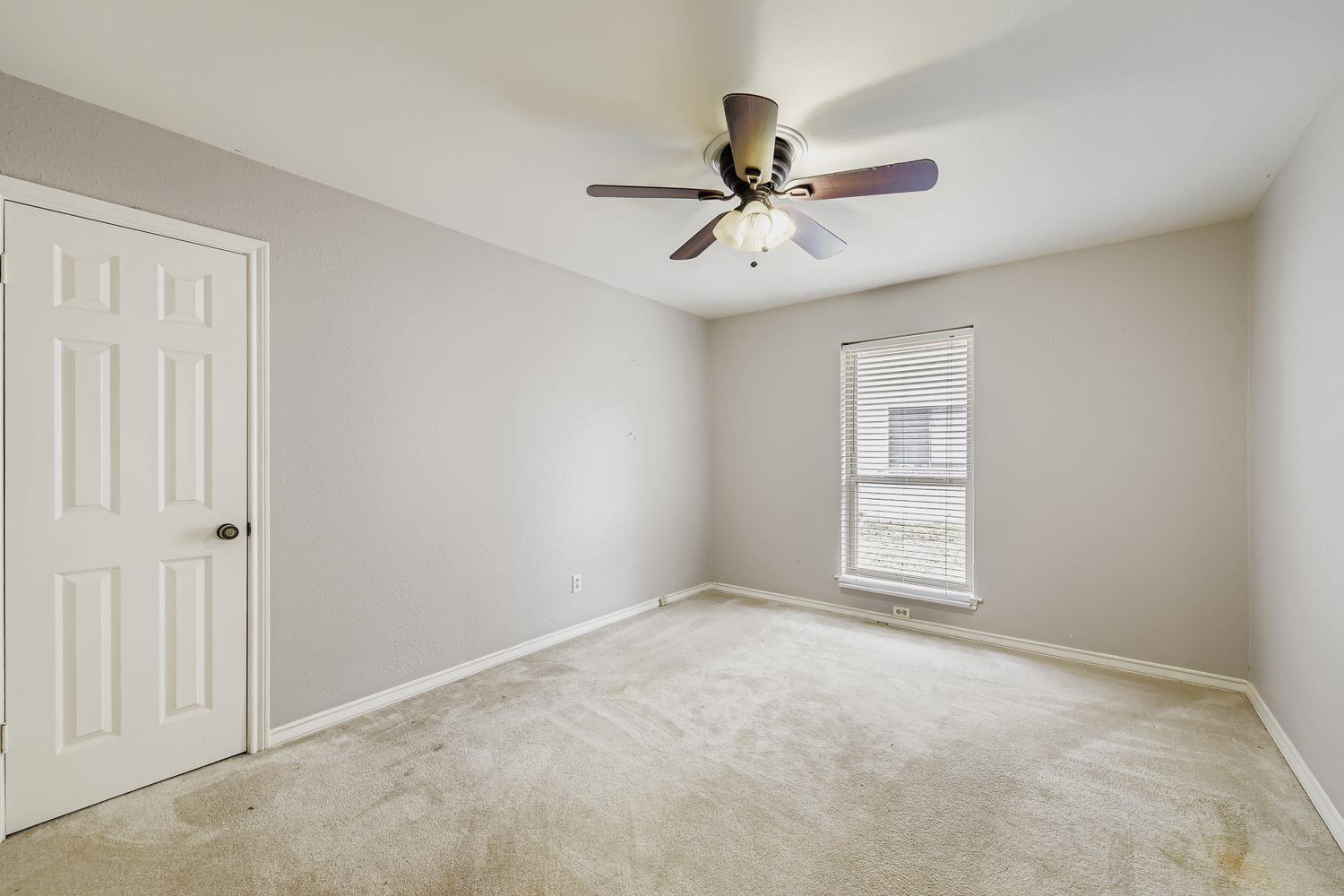 10705 Pinehurst Dr, Austin, TX 78747