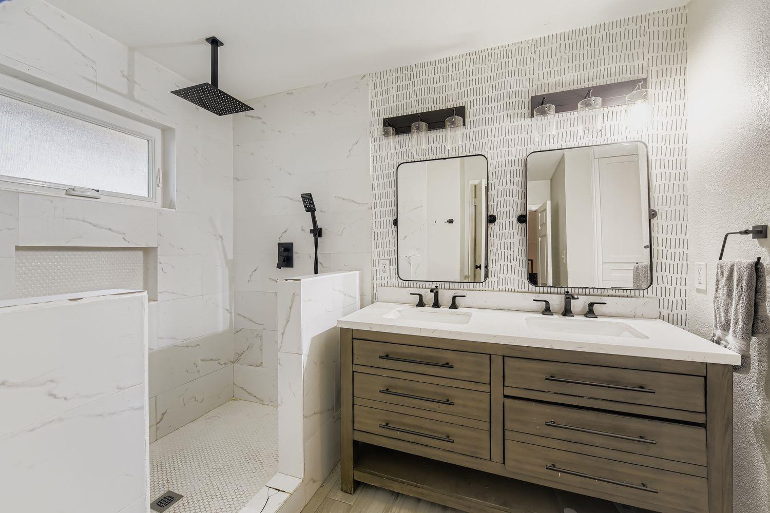 10705 Pinehurst Dr, Austin, TX 78747