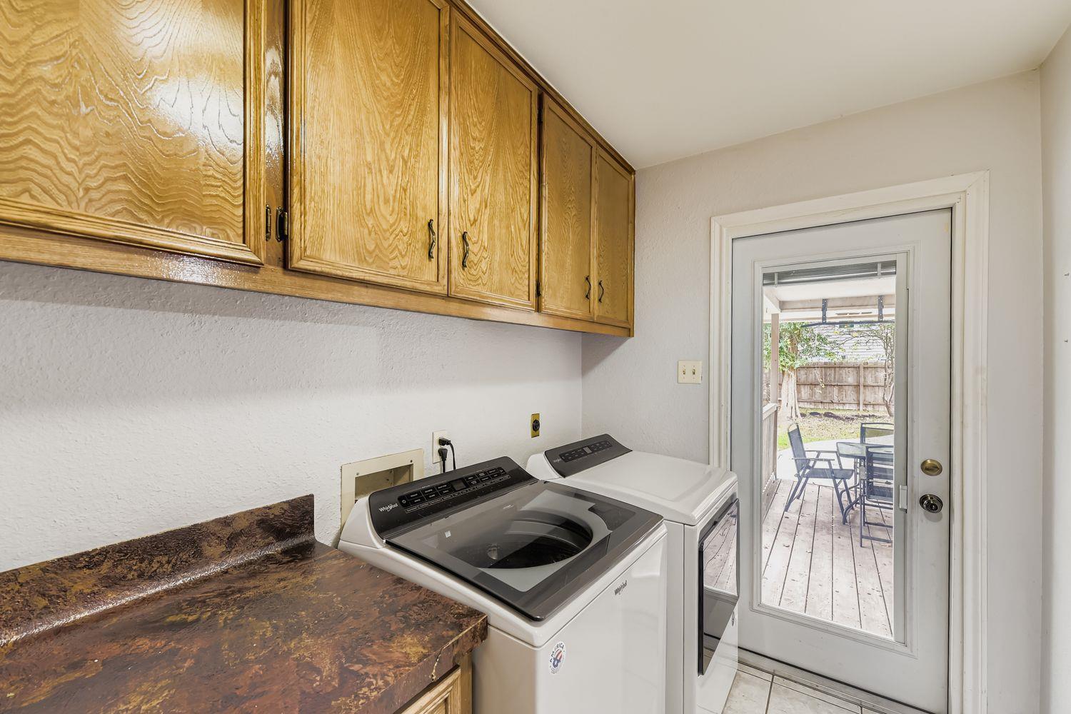 10705 Pinehurst Dr, Austin, TX 78747