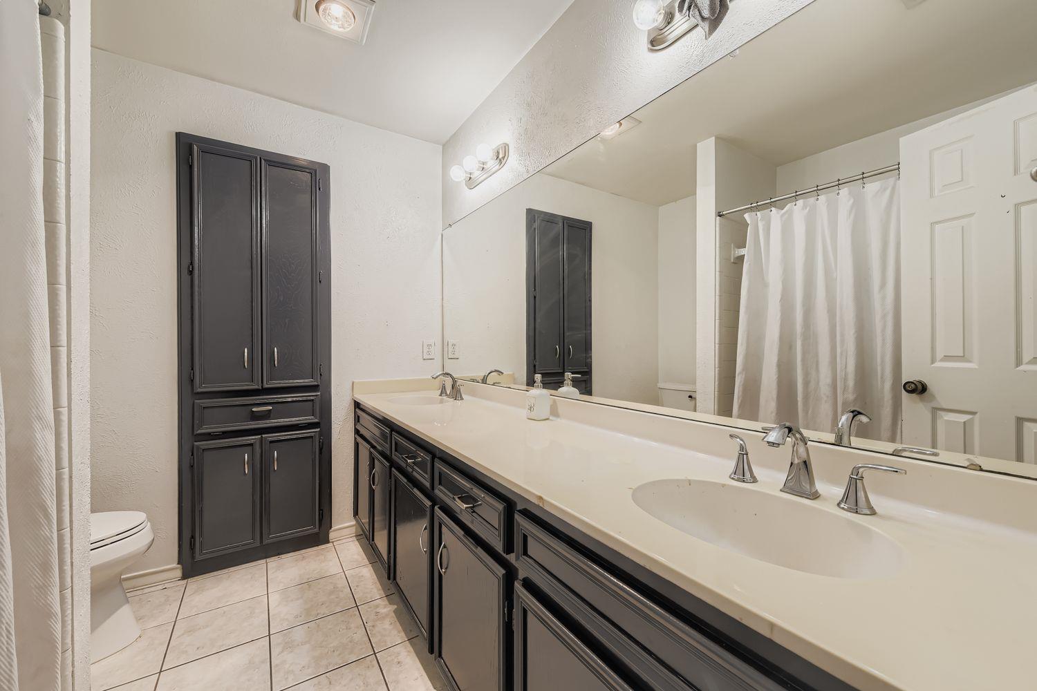 10705 Pinehurst Dr, Austin, TX 78747