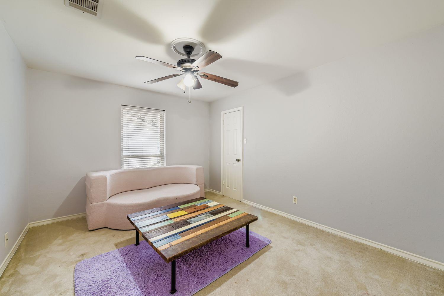 10705 Pinehurst Dr, Austin, TX 78747