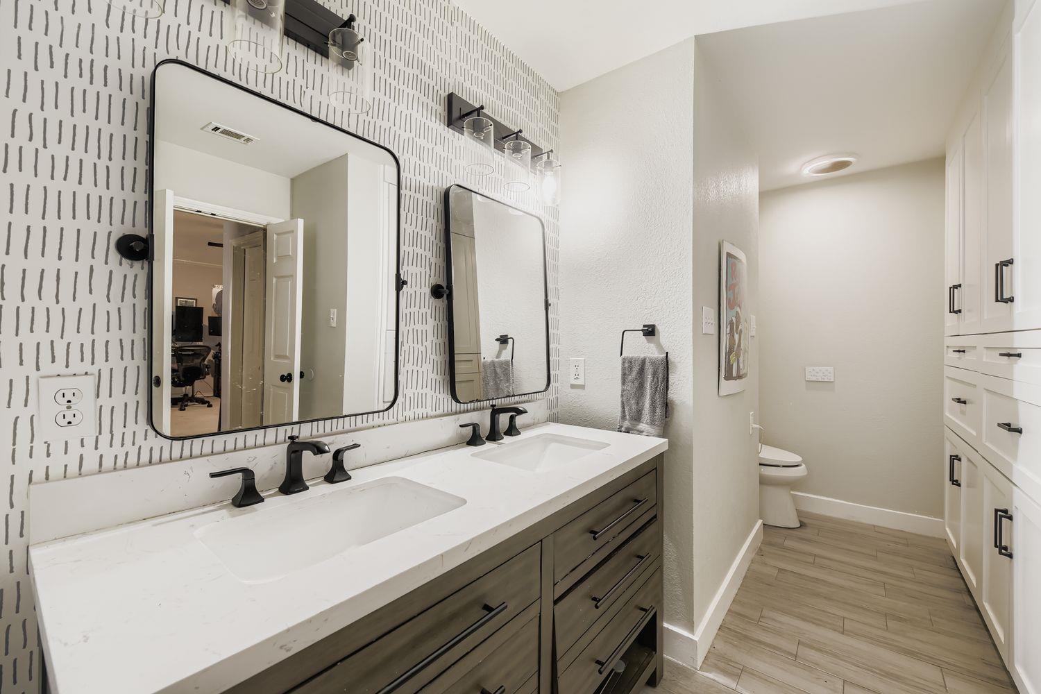 10705 Pinehurst Dr, Austin, TX 78747