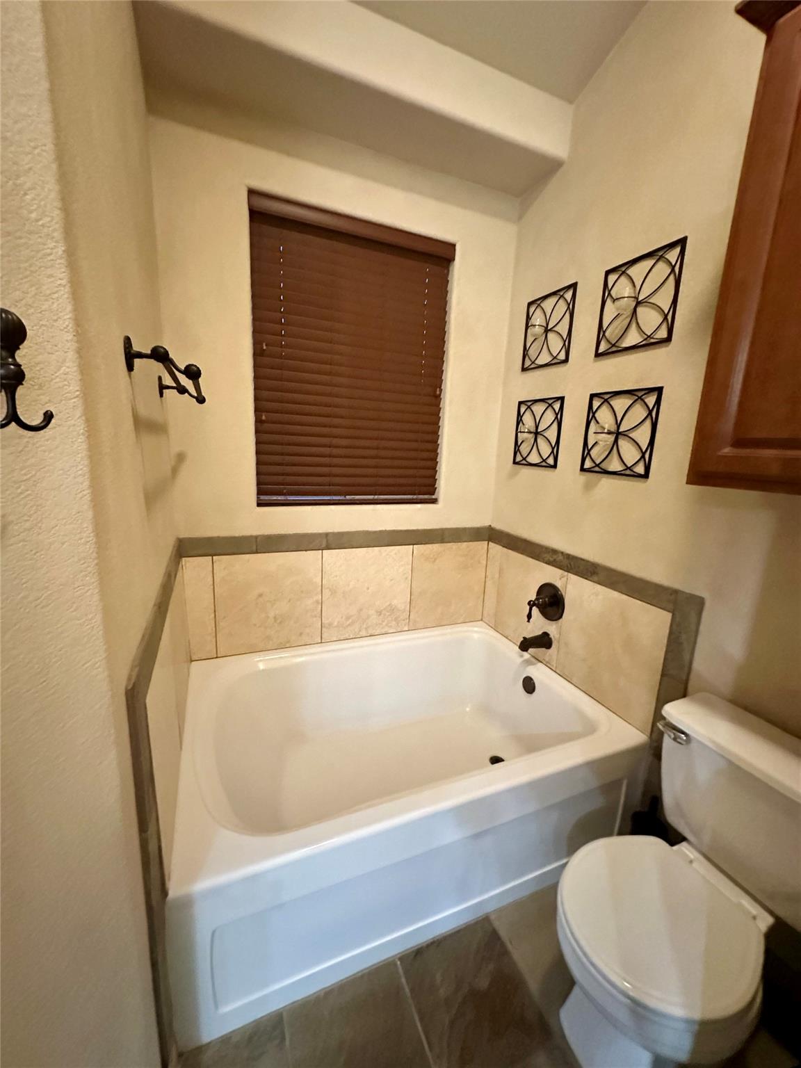 15105 Cavalier Canyon Dr, Lakeway, TX 78734