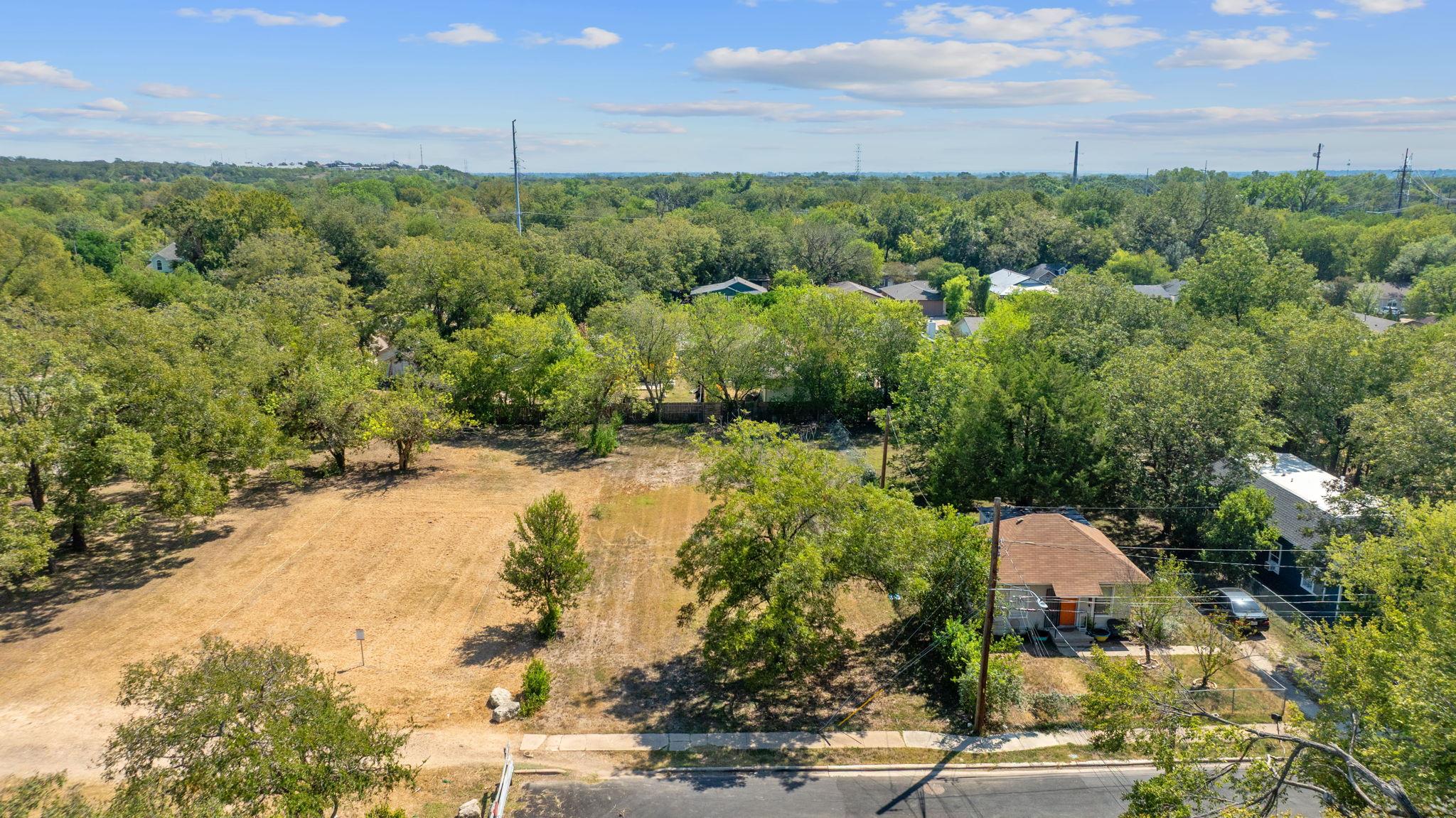 1135 Saucedo St, Austin, TX 78721