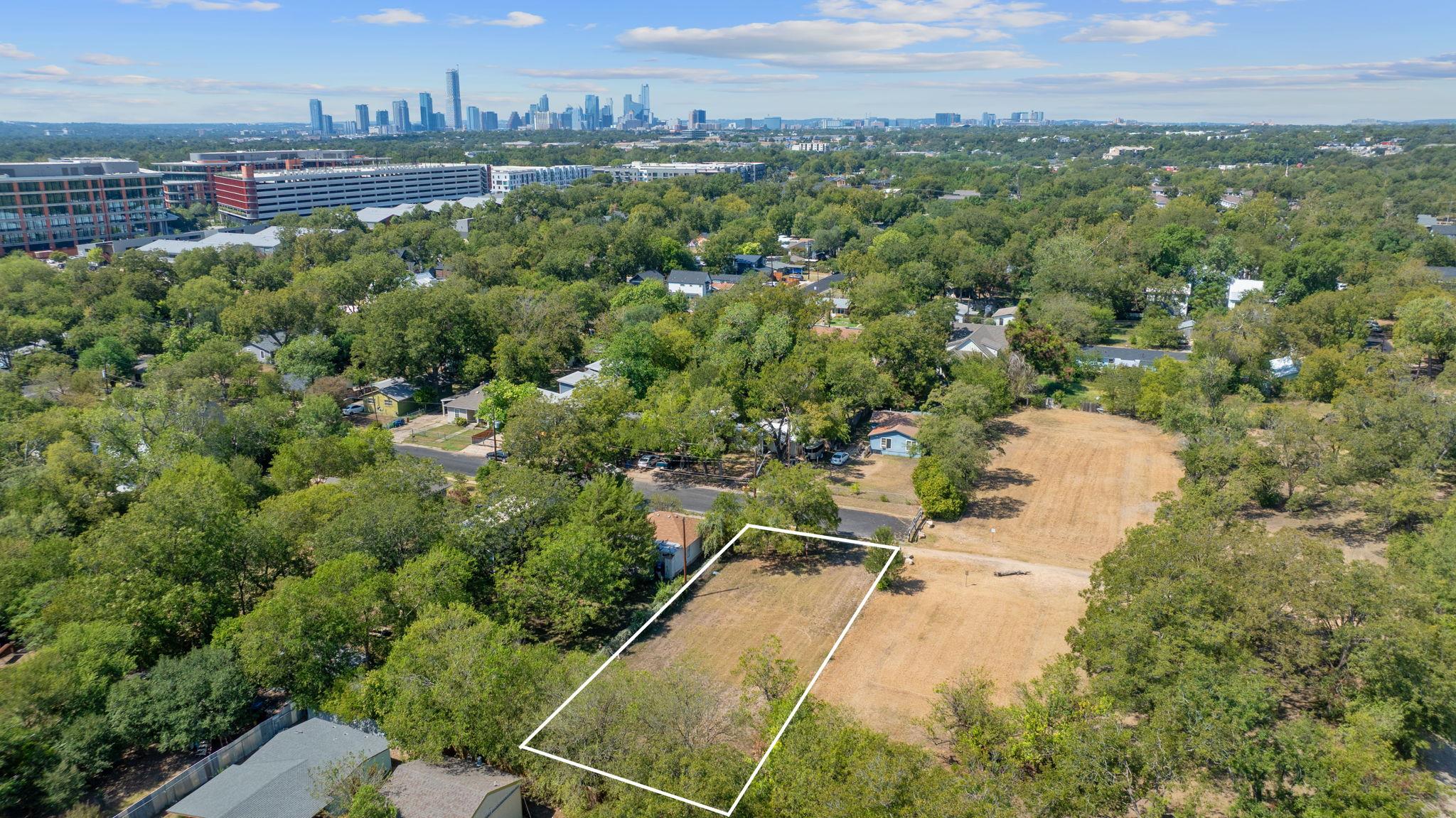 1135 Saucedo St, Austin, TX 78721