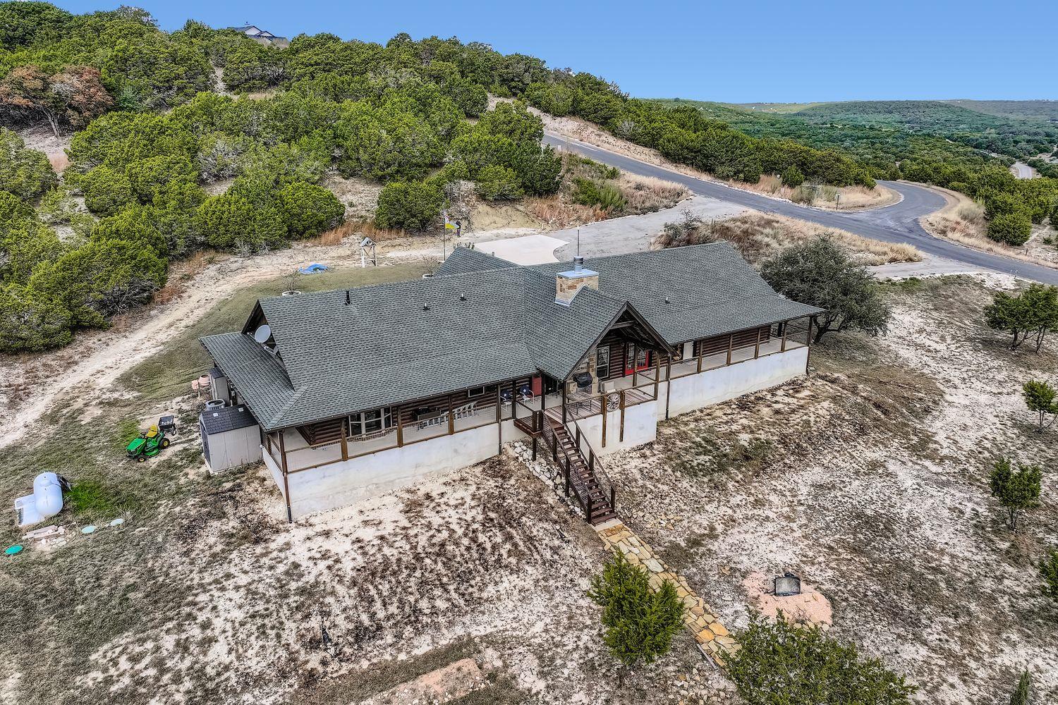 2201 Whitewater Dr, Bertram, TX 78605