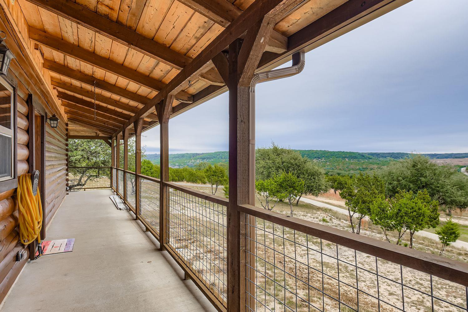 2201 Whitewater Dr, Bertram, TX 78605