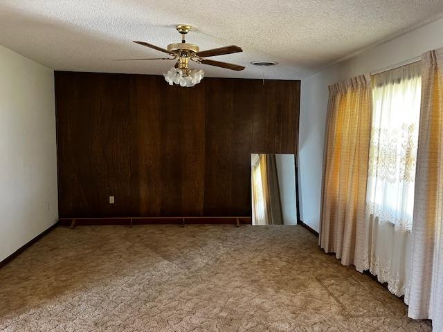 1204 E Lake Dr, Taylor, TX 76574