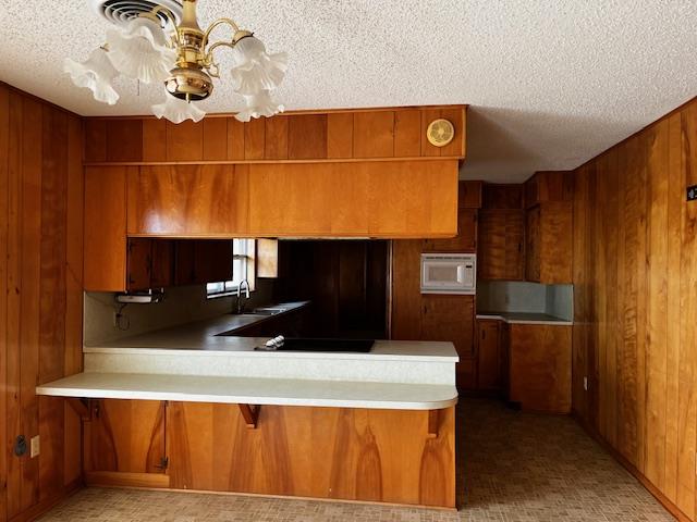 1204 E Lake Dr, Taylor, TX 76574