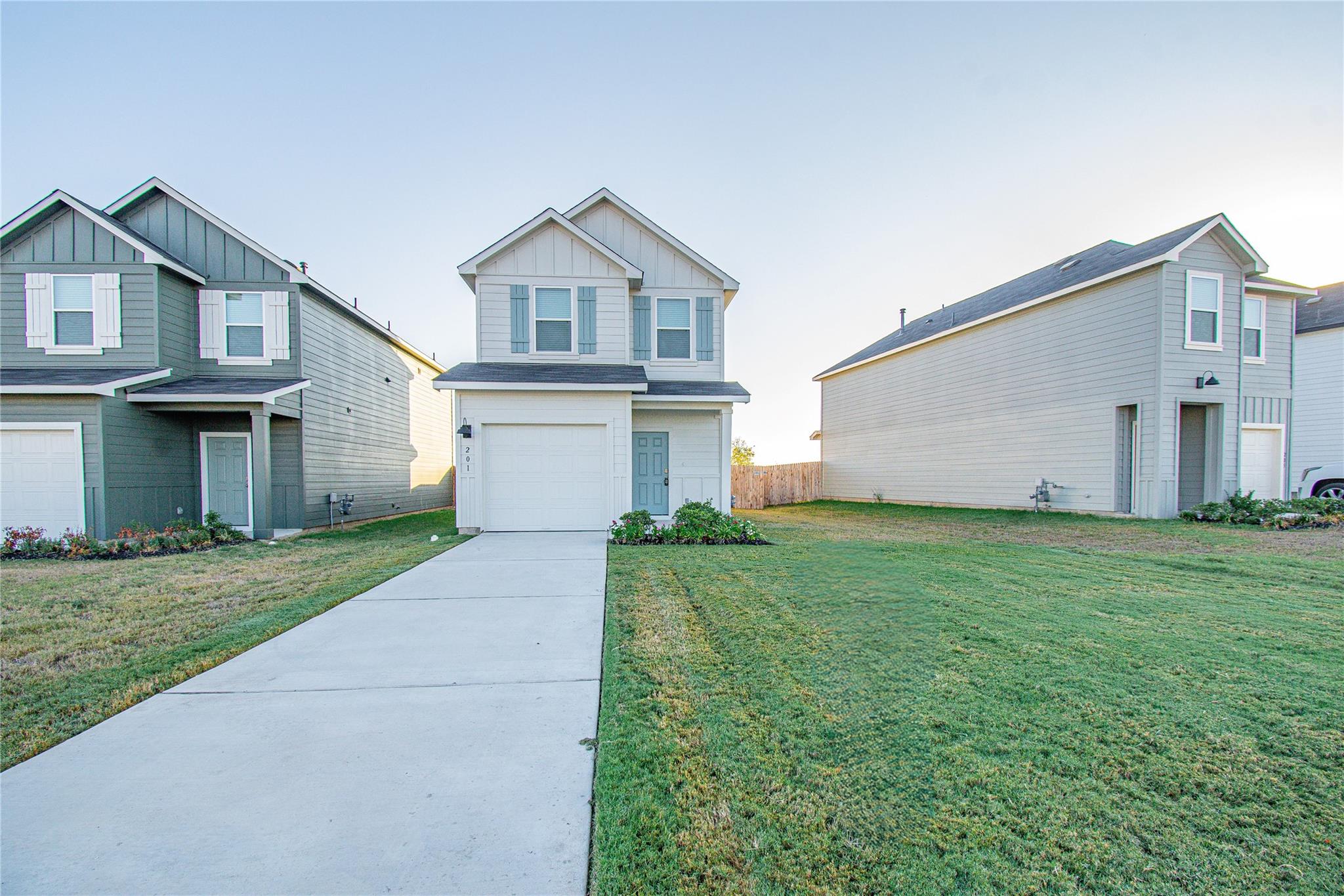 201 VARNER Way, Maxwell, TX 78656