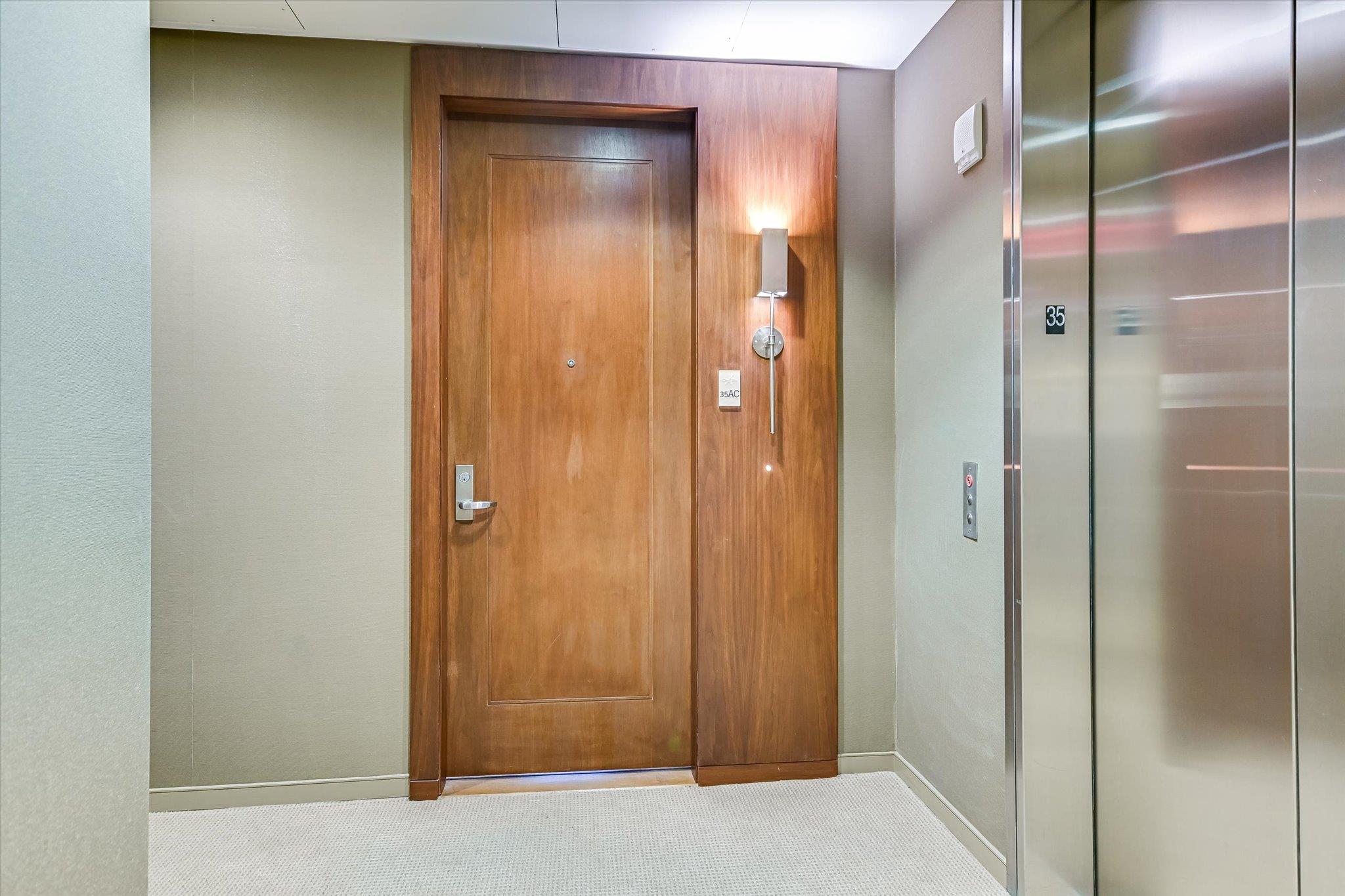 200 Congress Ave # 35AC, Austin, TX 78701